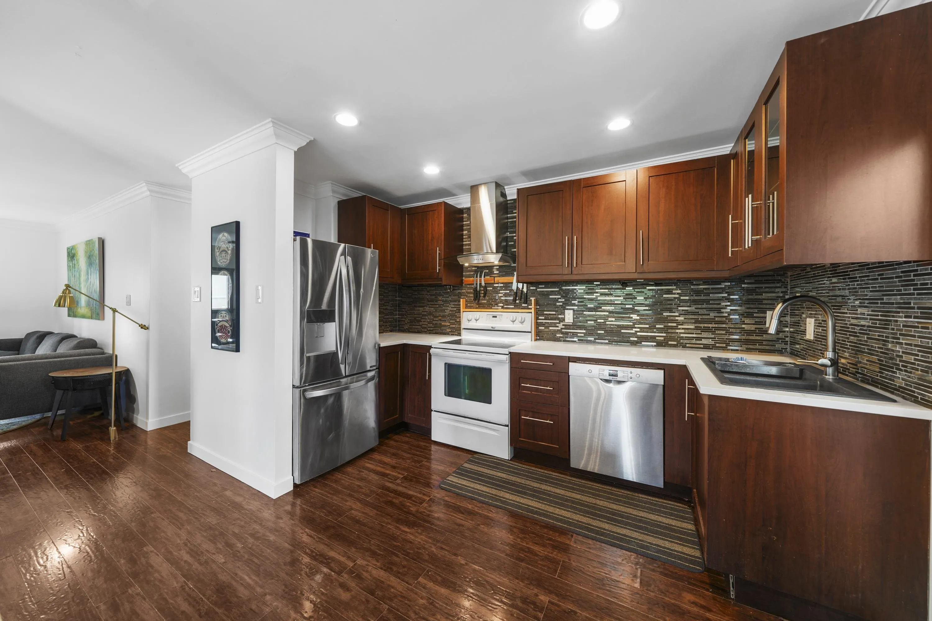 1405 Apel Drive