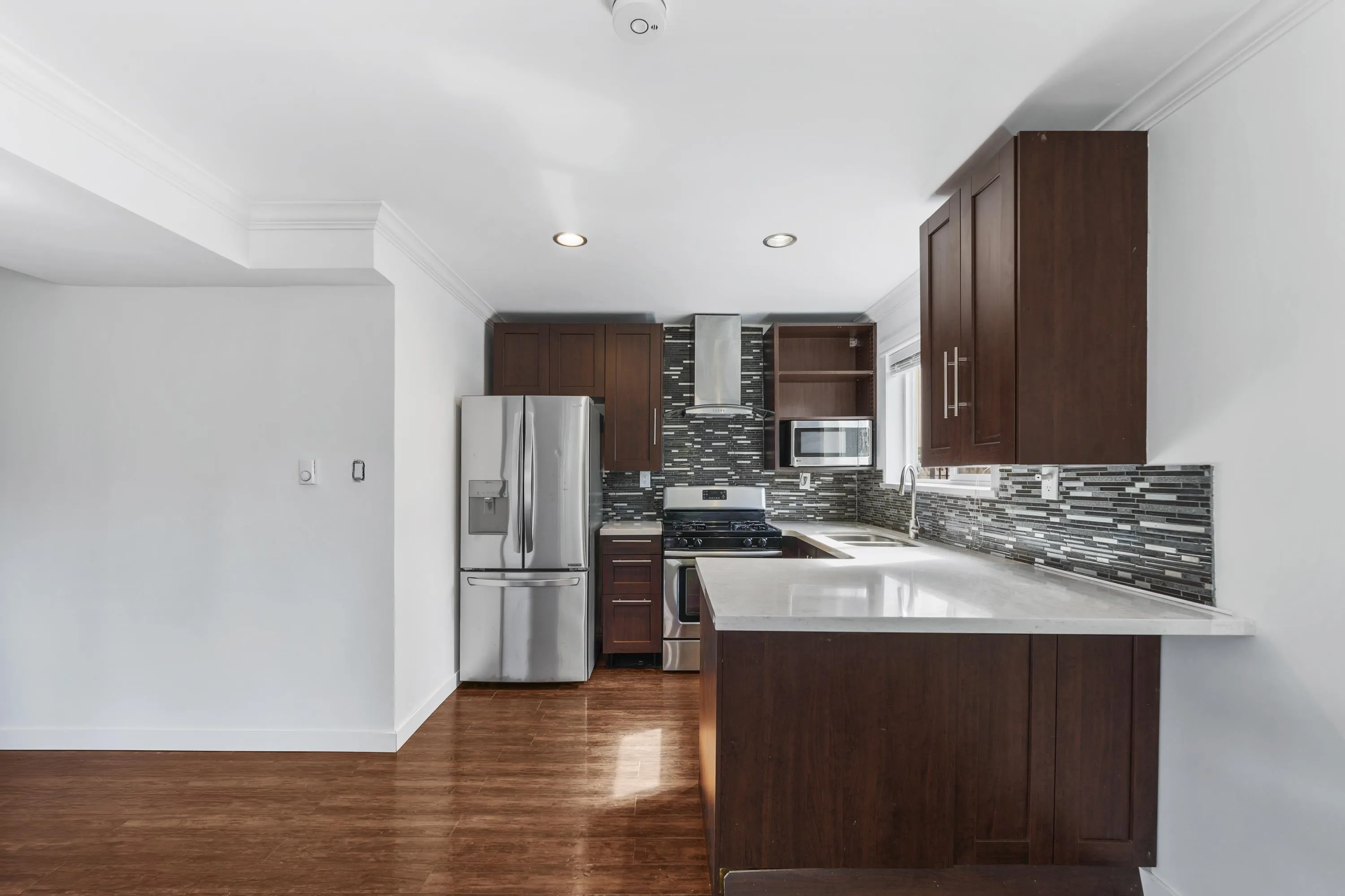 1405 Apel Drive