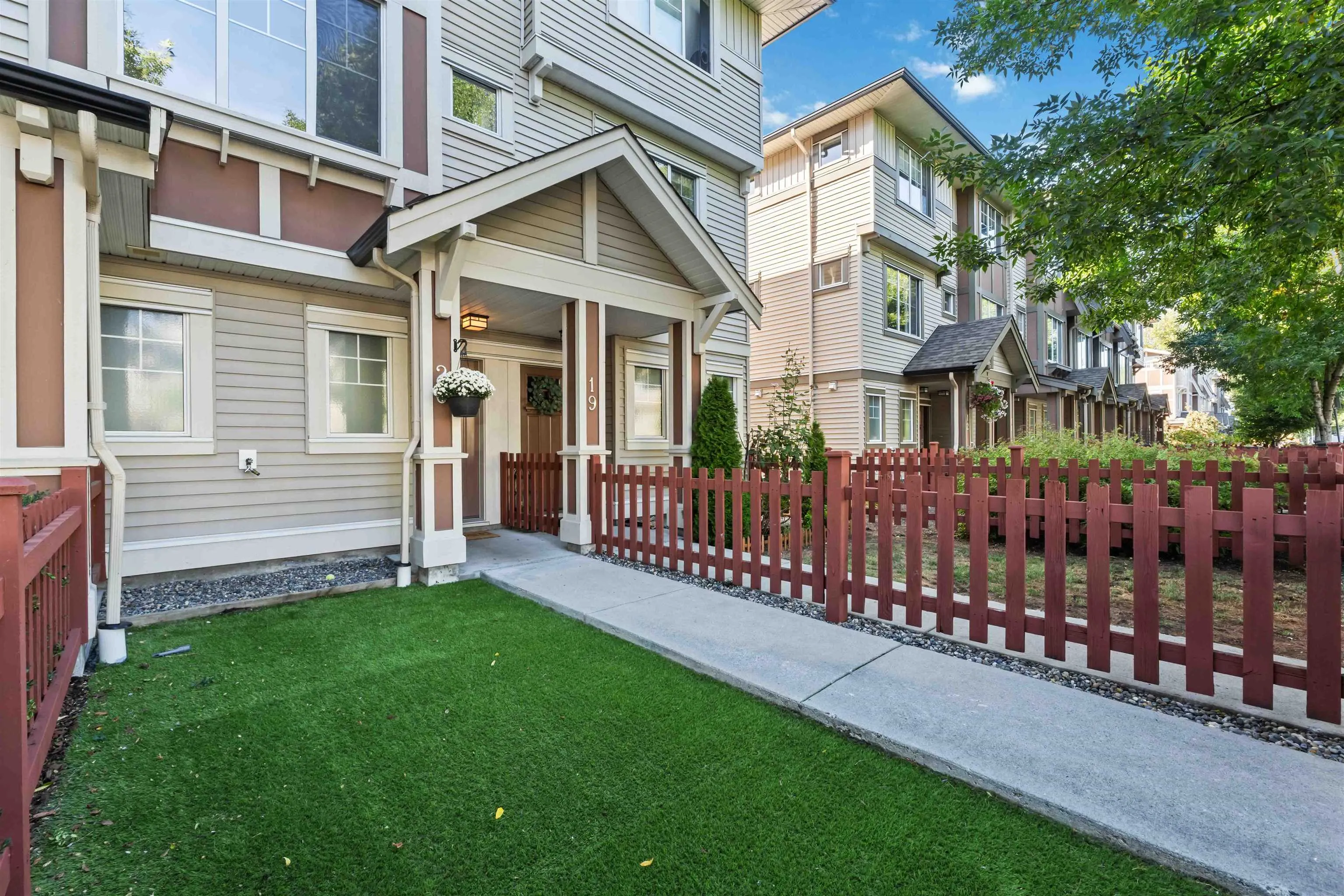 20 10151 240 Street