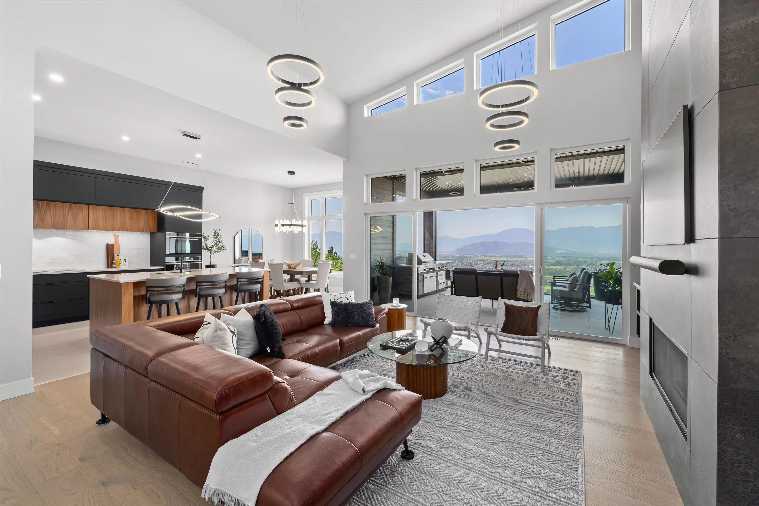 5487 Maclachlan Place