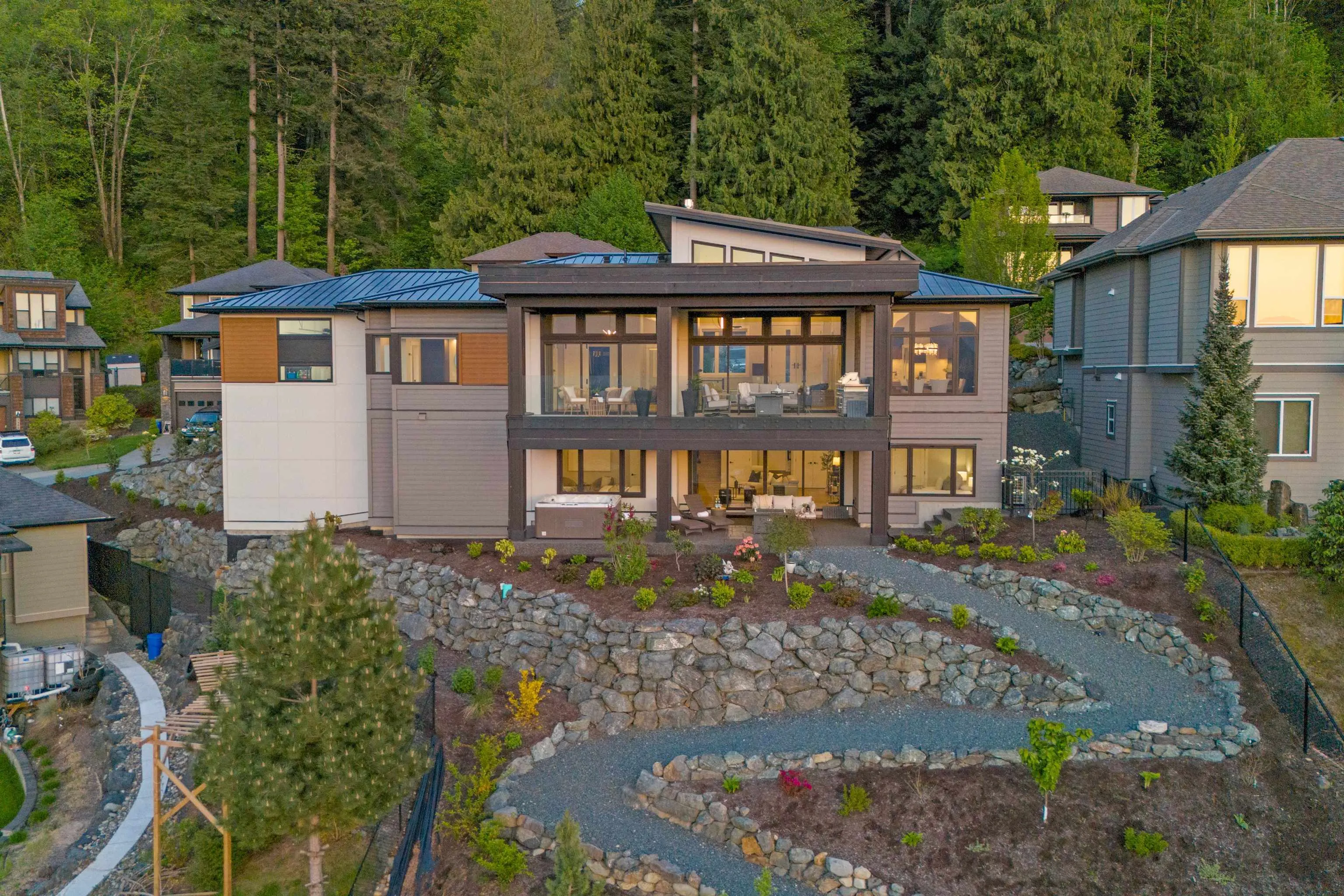 5487 Maclachlan Place
