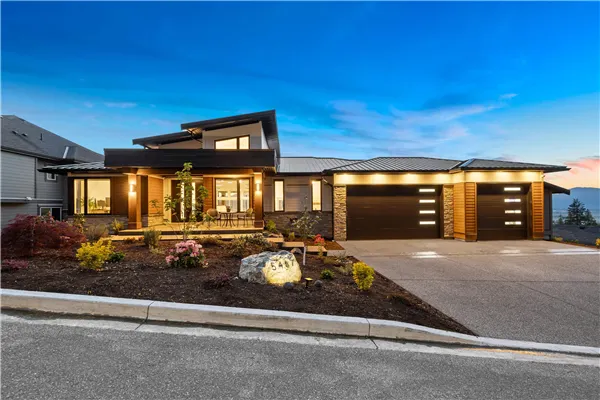 5487 Maclachlan Place