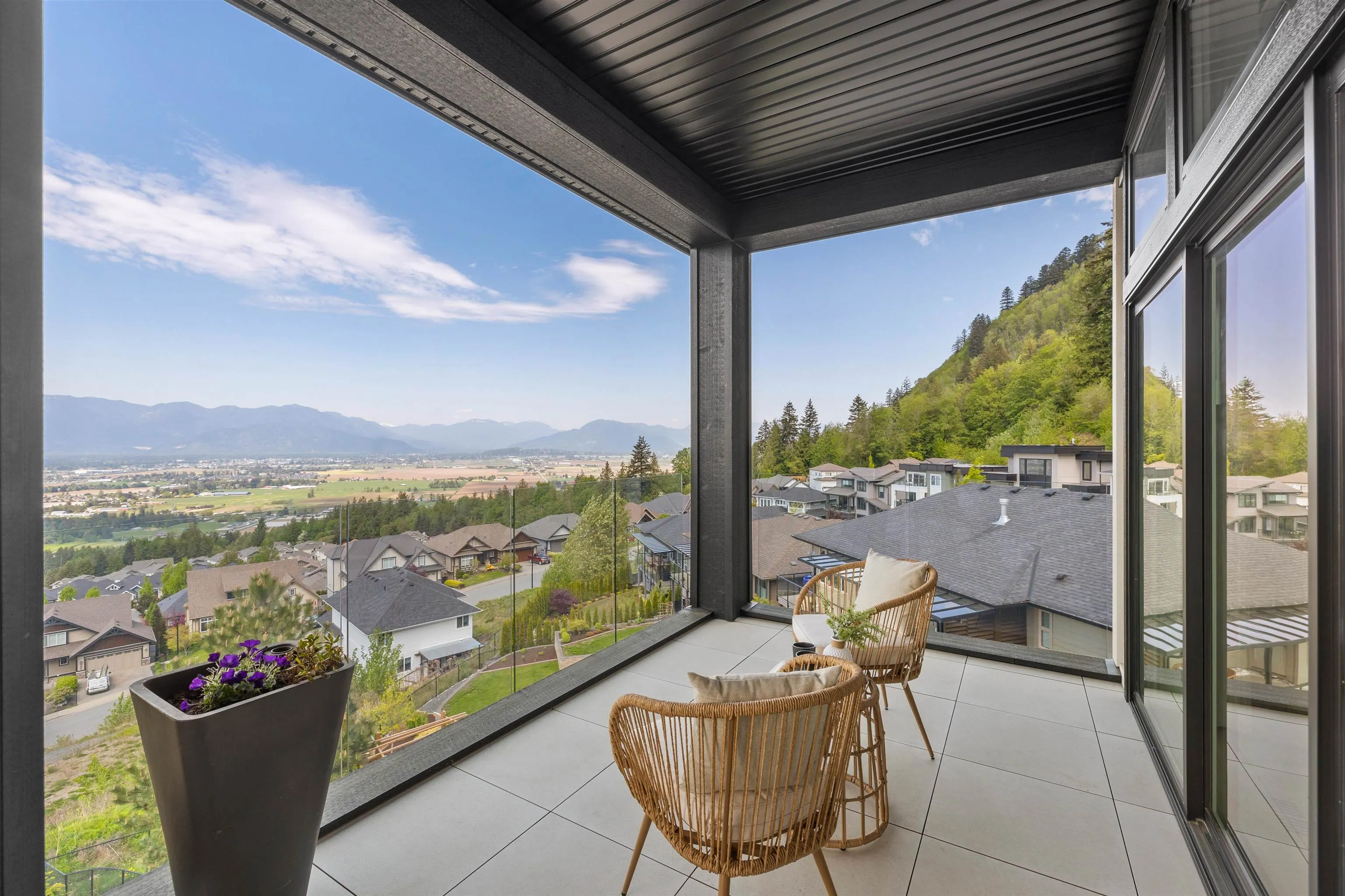 5487 Maclachlan Place