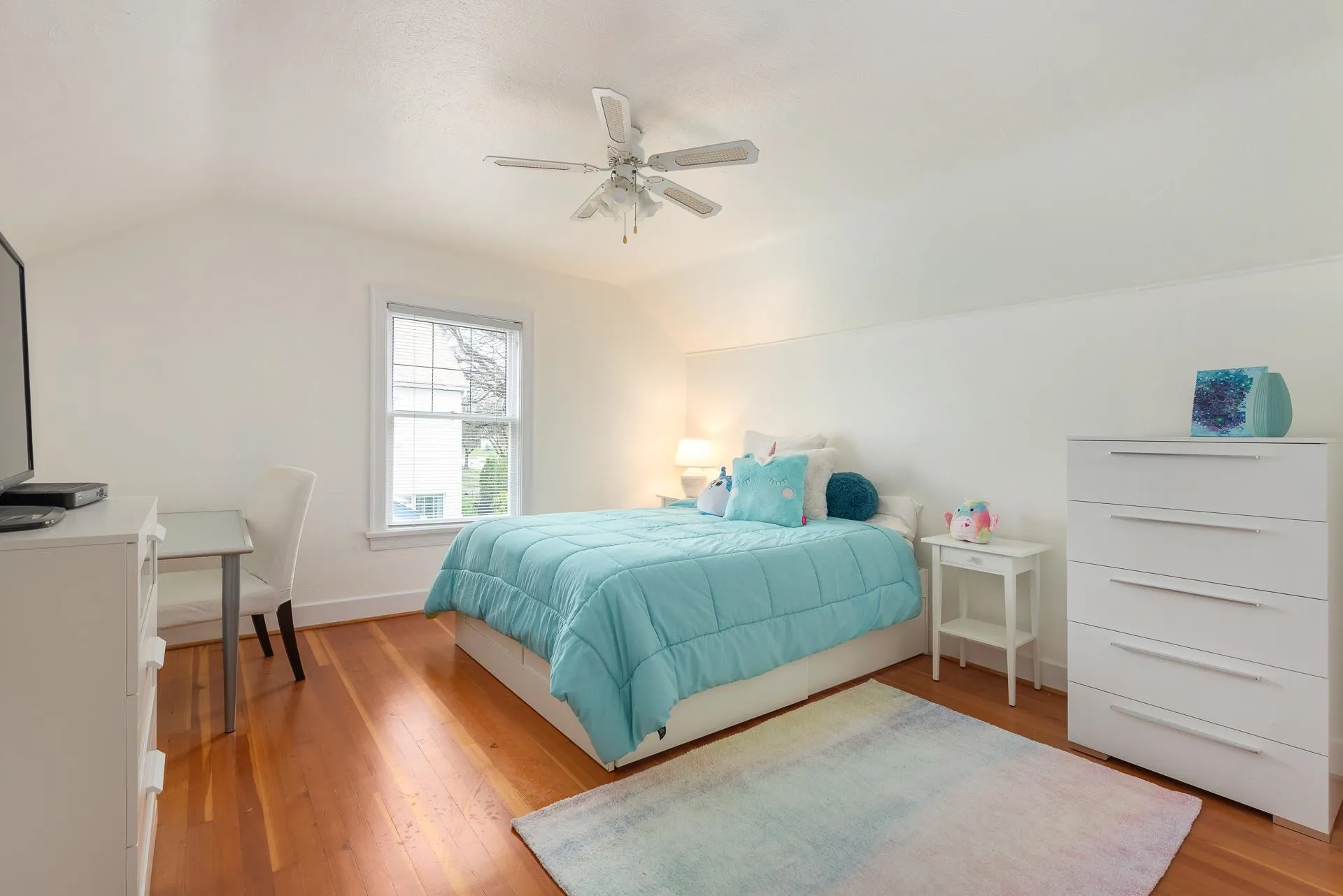 438 4th Street