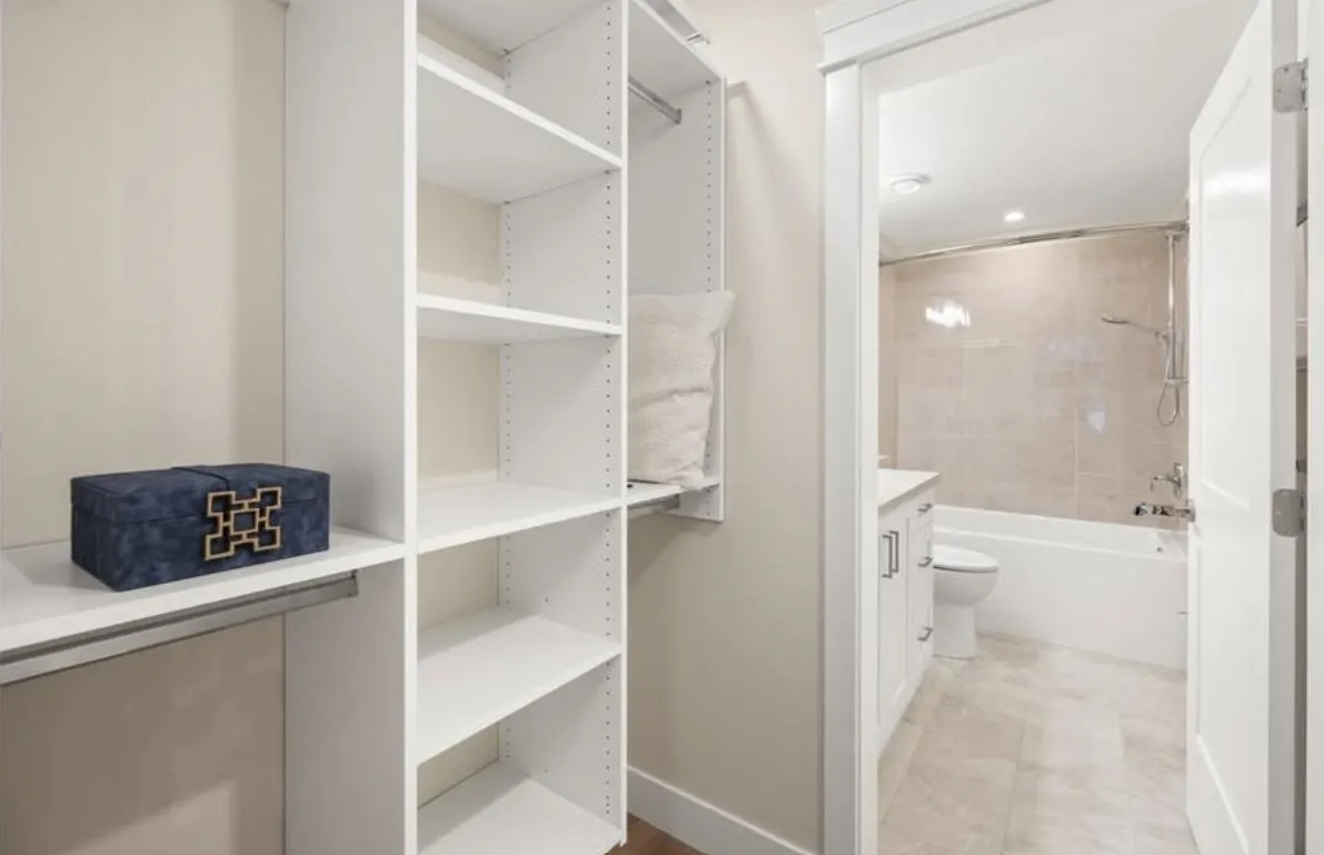 211 20932 83 Avenue