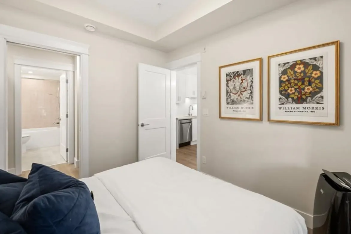 211 20932 83 Avenue