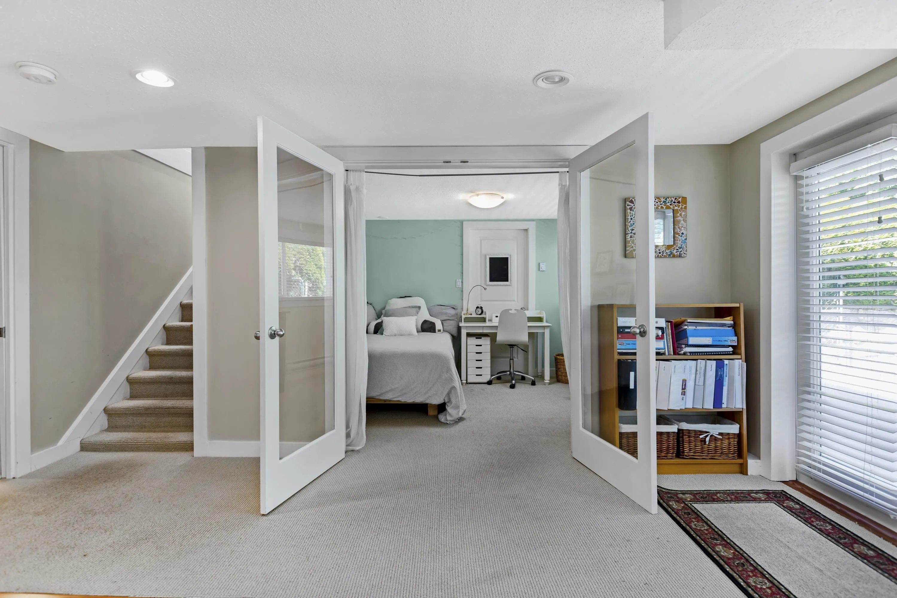3420 Rockview Place