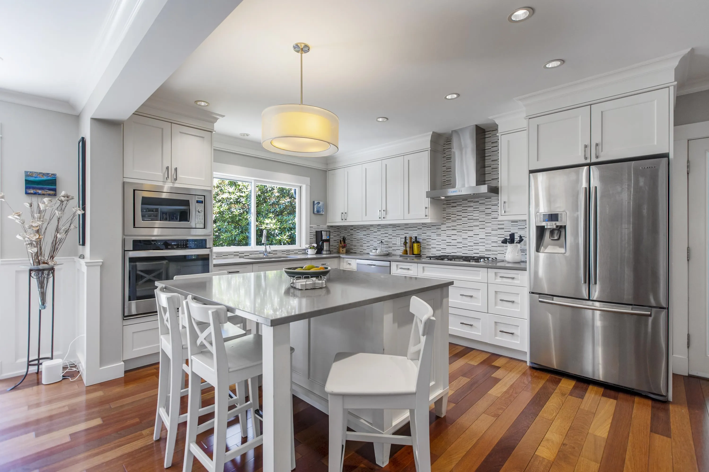 3420 Rockview Place
