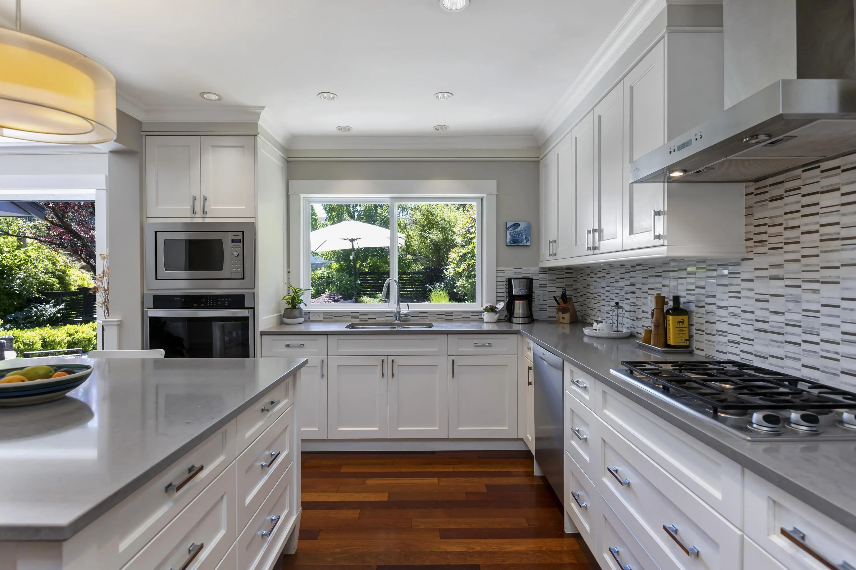 3420 Rockview Place