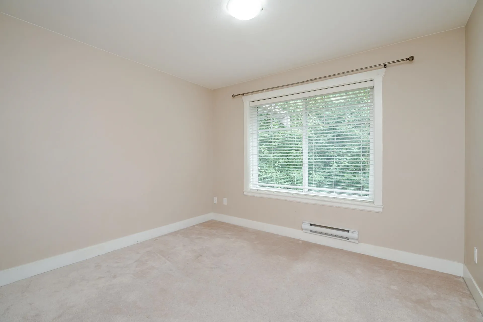 106 15399 Guildford Drive