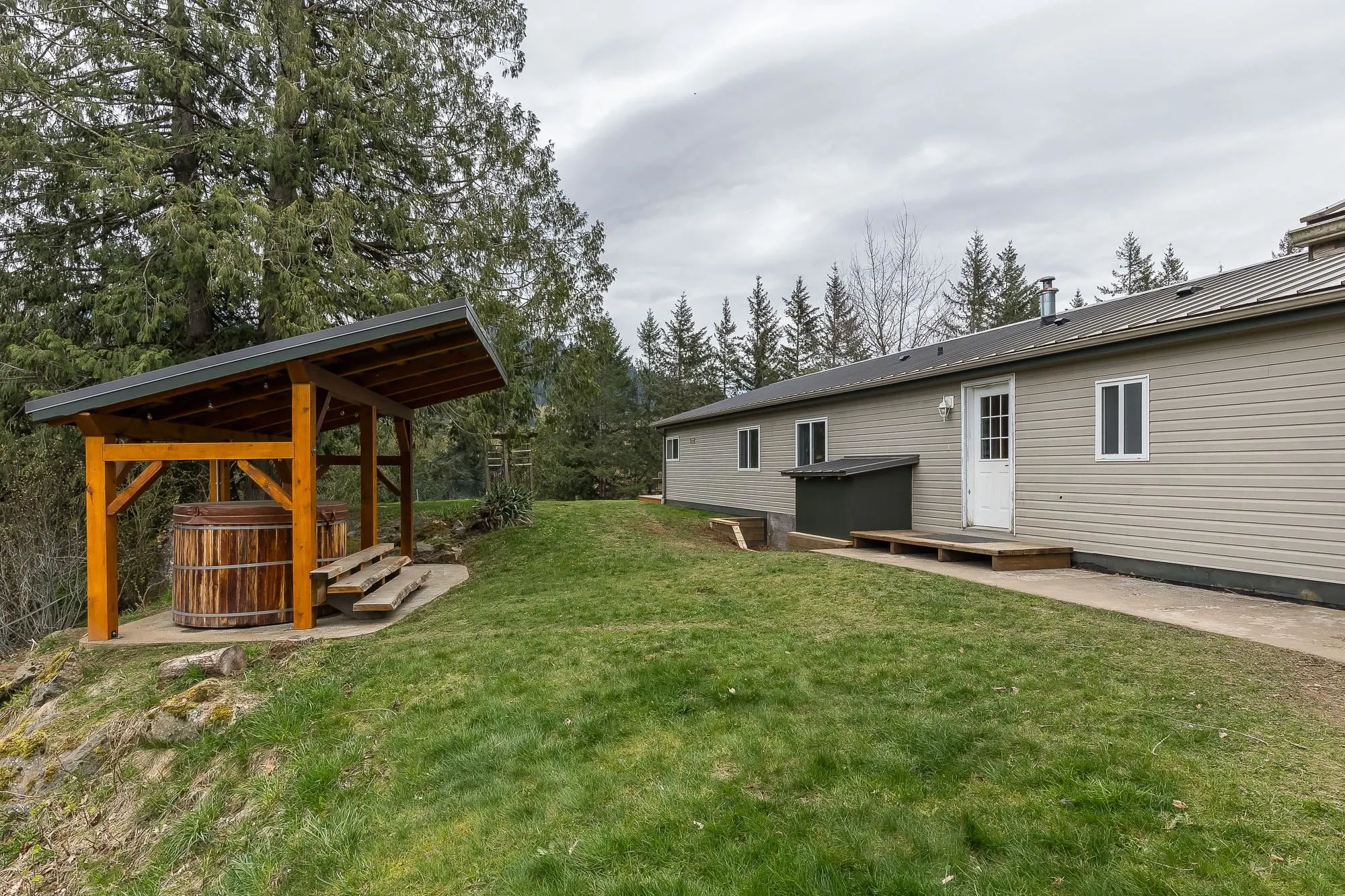 48522 Elk View Road