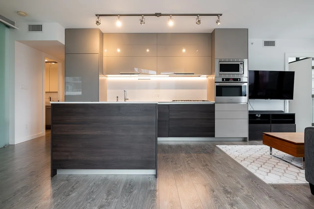 1508 2378 Alpha Avenue
