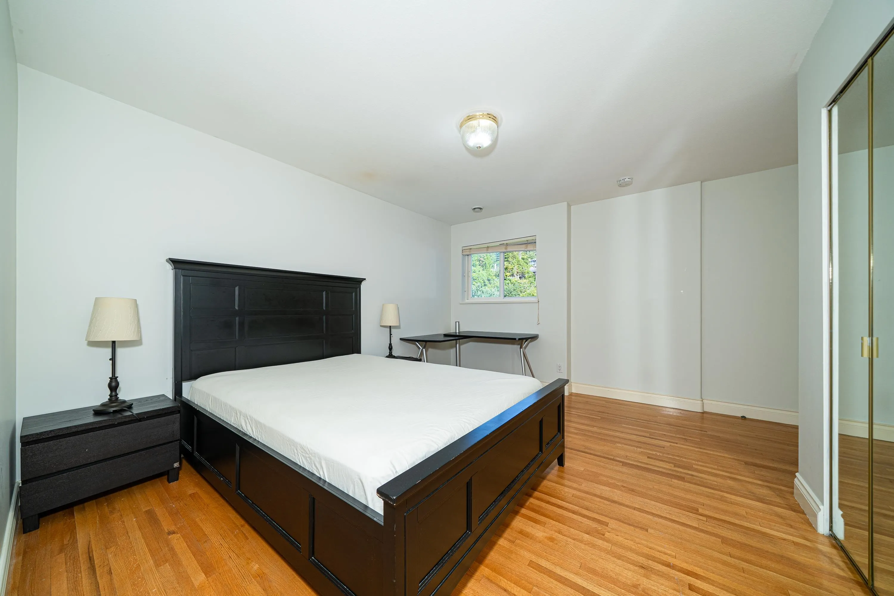 7287 Pandora Street