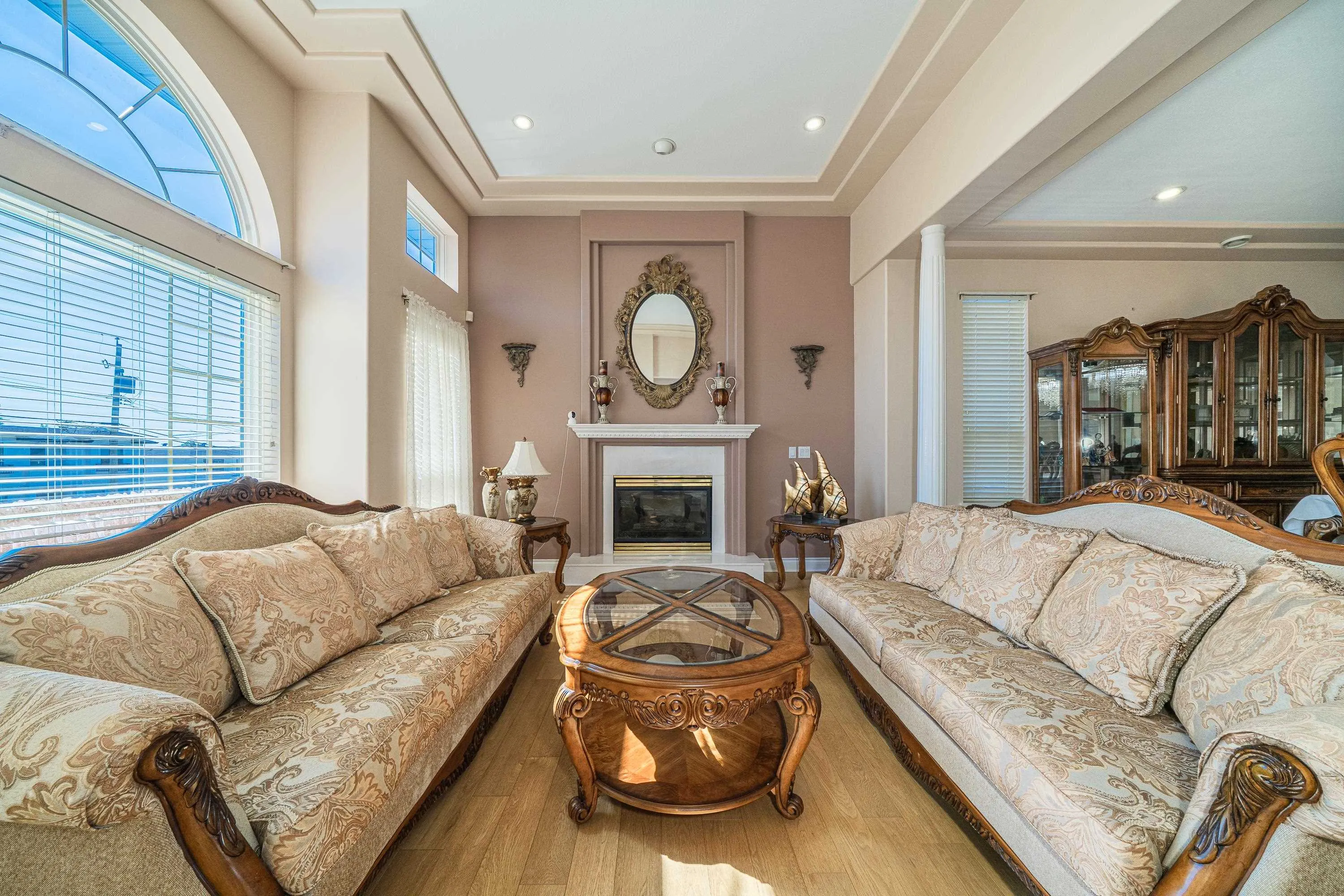 7287 Pandora Street