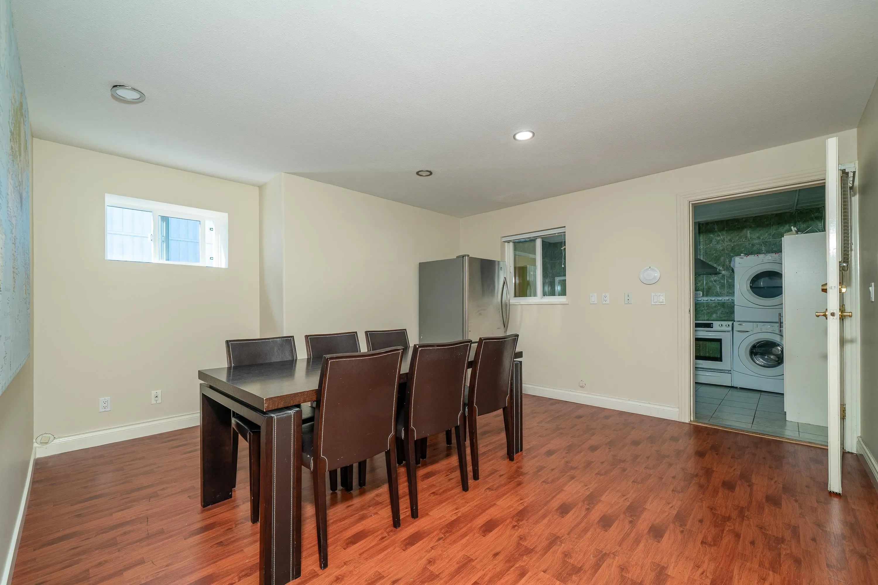7287 Pandora Street
