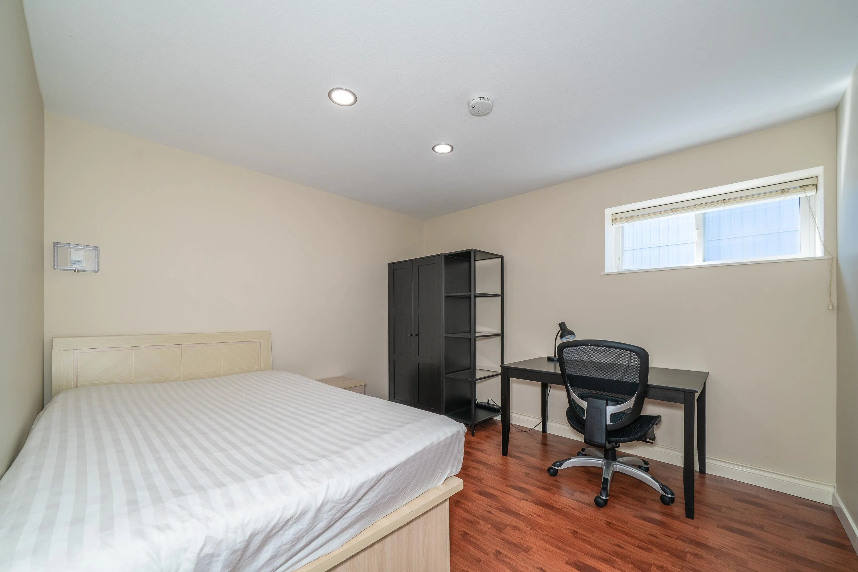 7287 Pandora Street