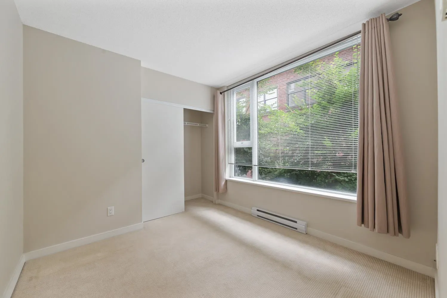 203 1919 Wylie Street