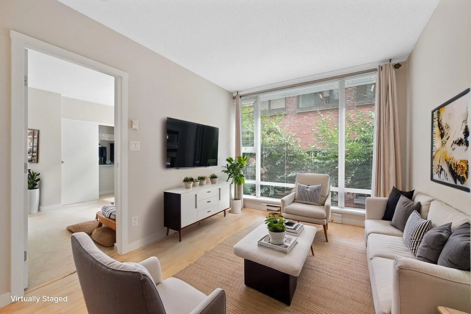 203 1919 Wylie Street