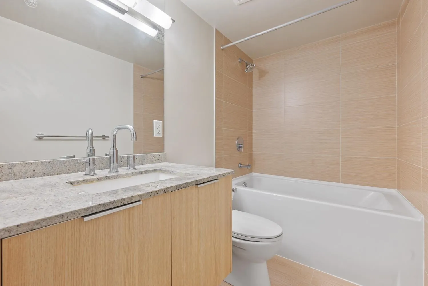 203 1919 Wylie Street