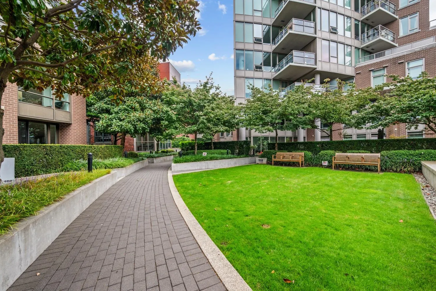 203 1919 Wylie Street