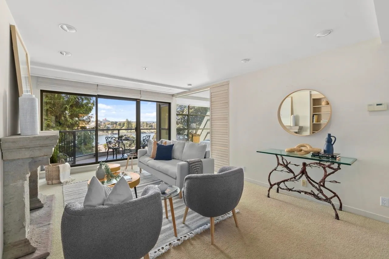 404 1233 Beach Avenue