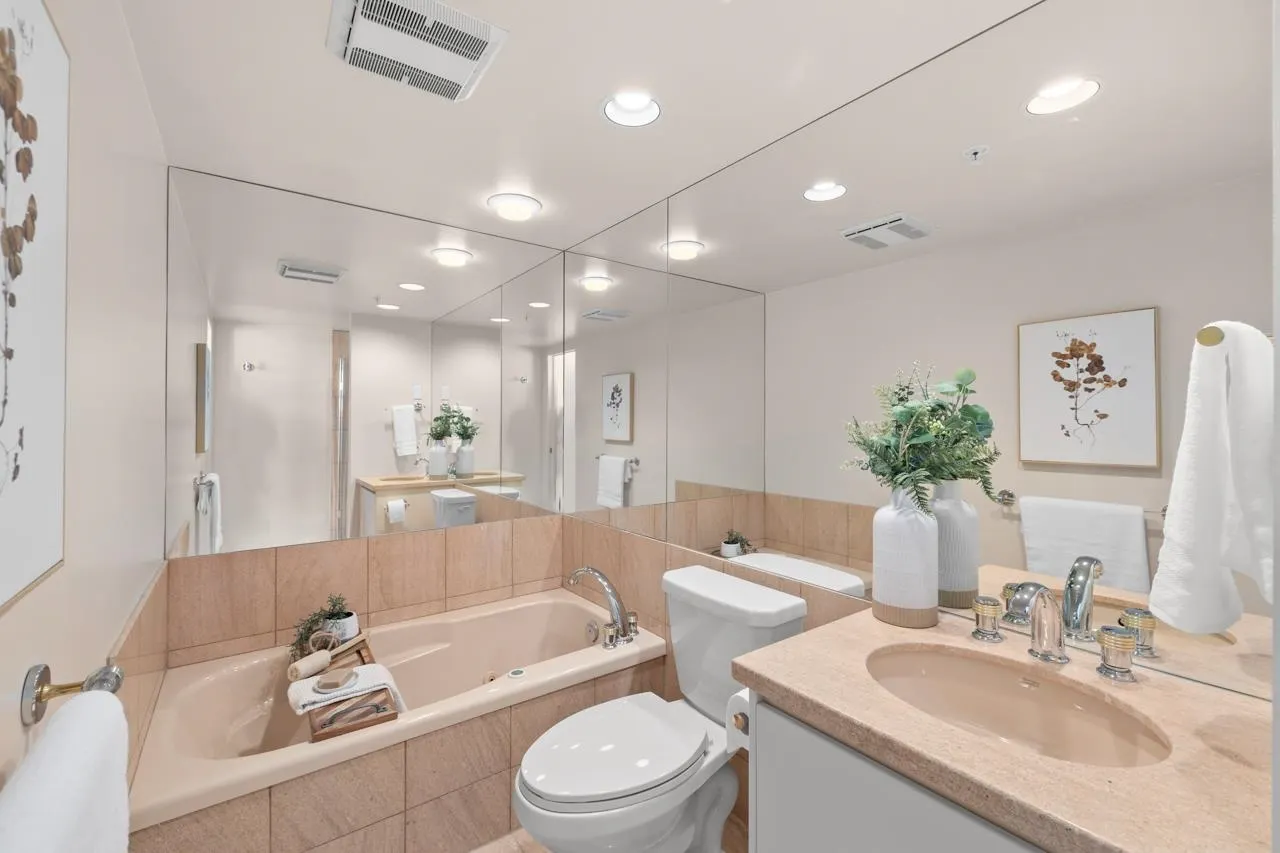 404 1233 Beach Avenue