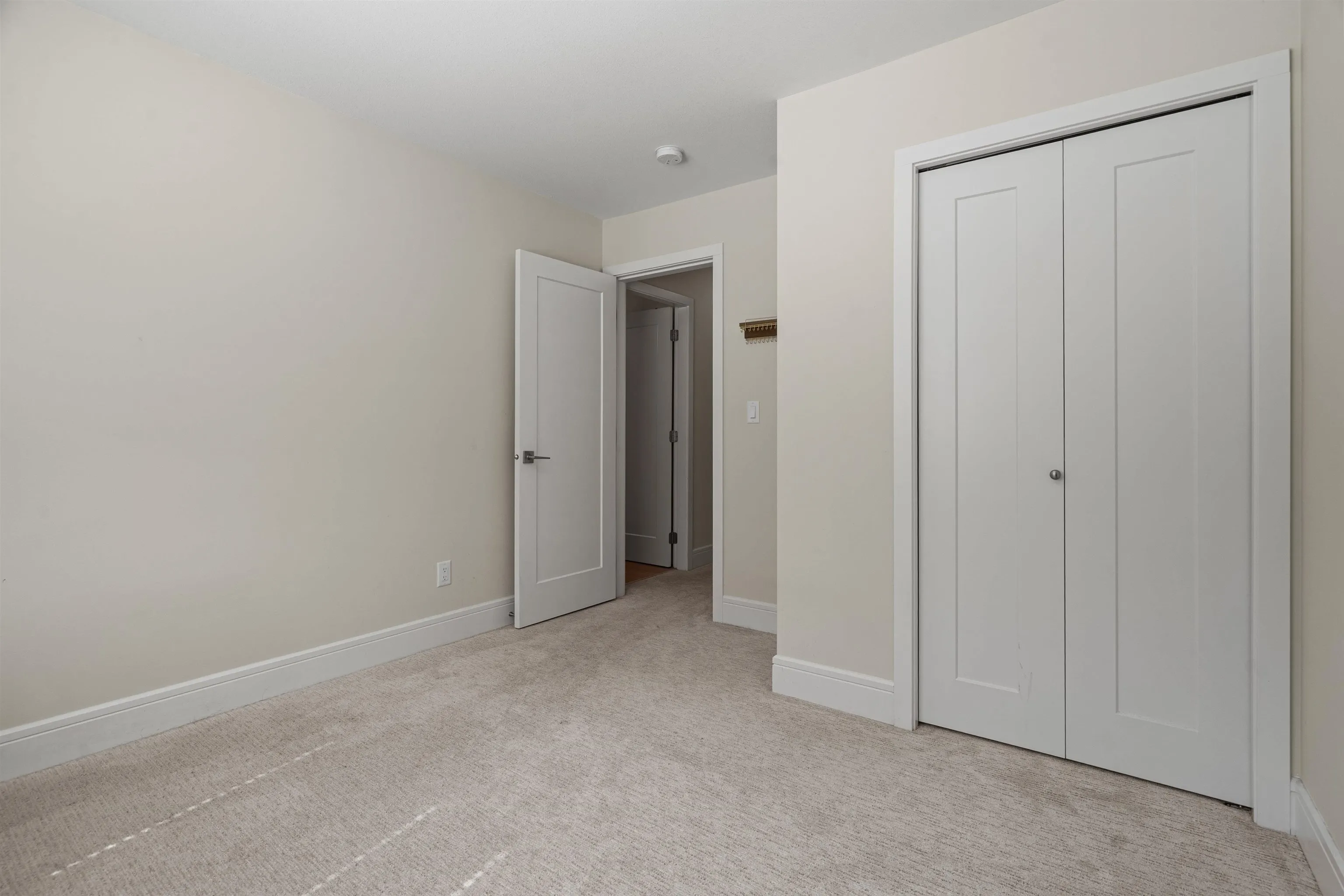 18 50634 Ledgestone Place