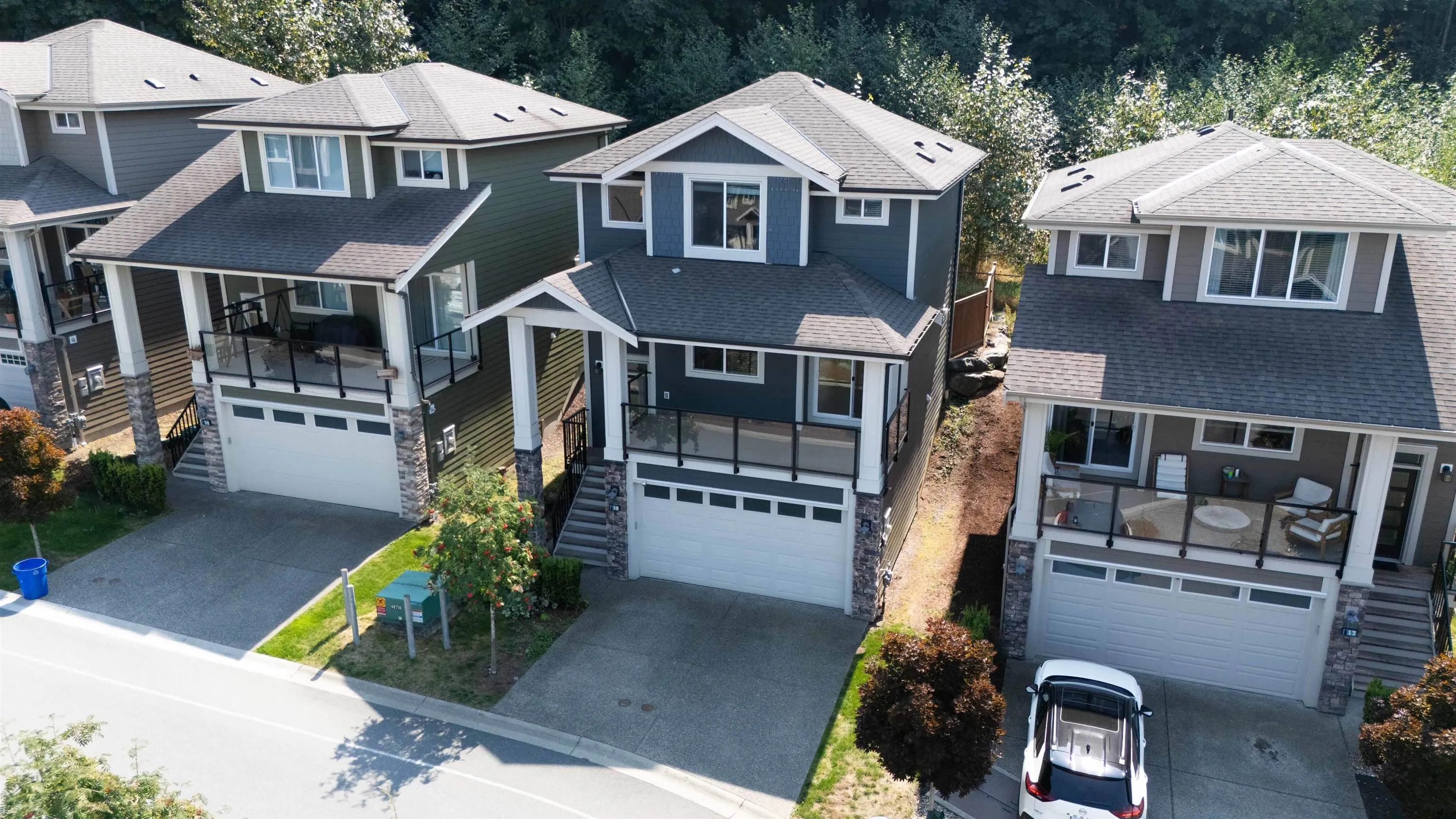 18 50634 Ledgestone Place