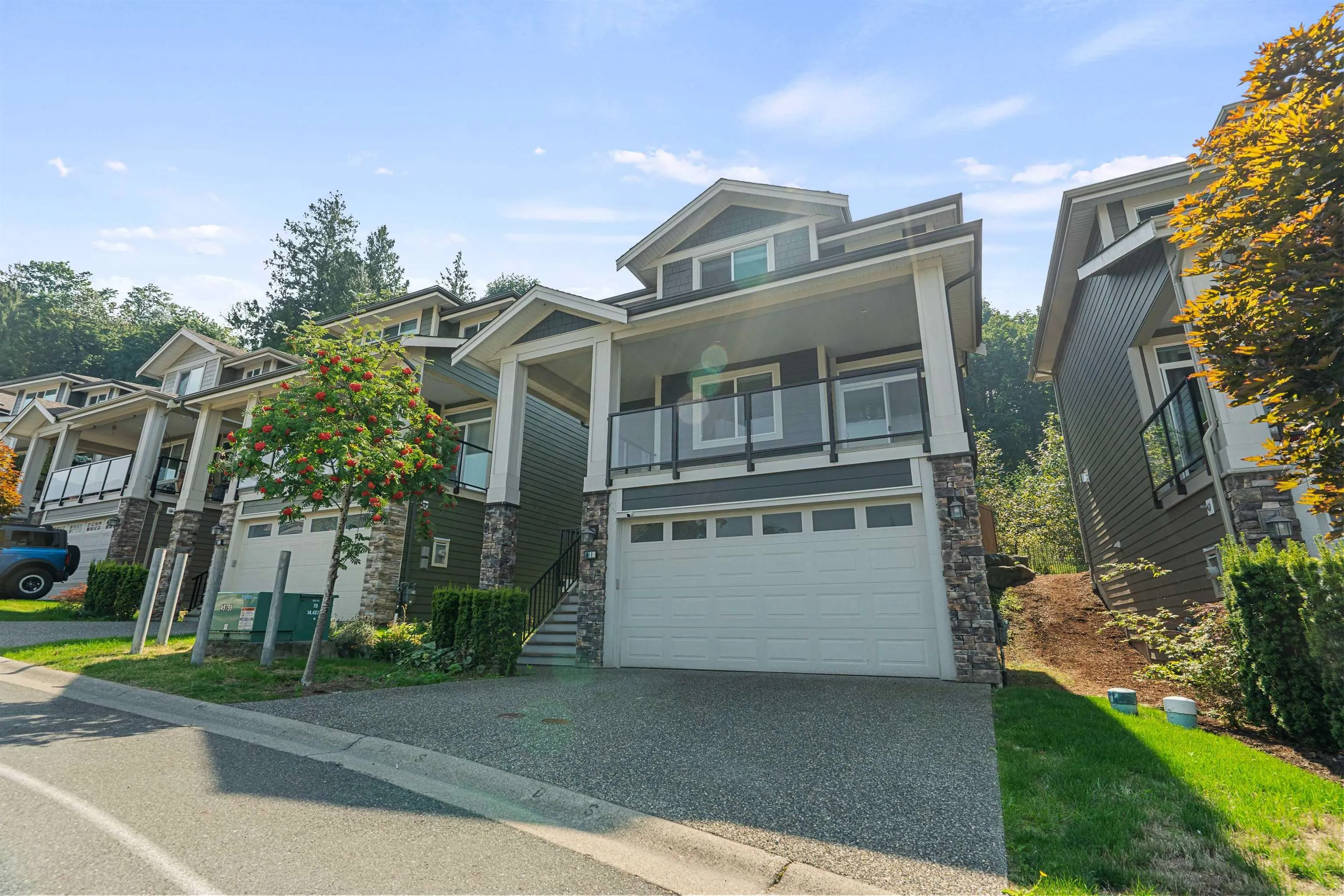 18 50634 Ledgestone Place