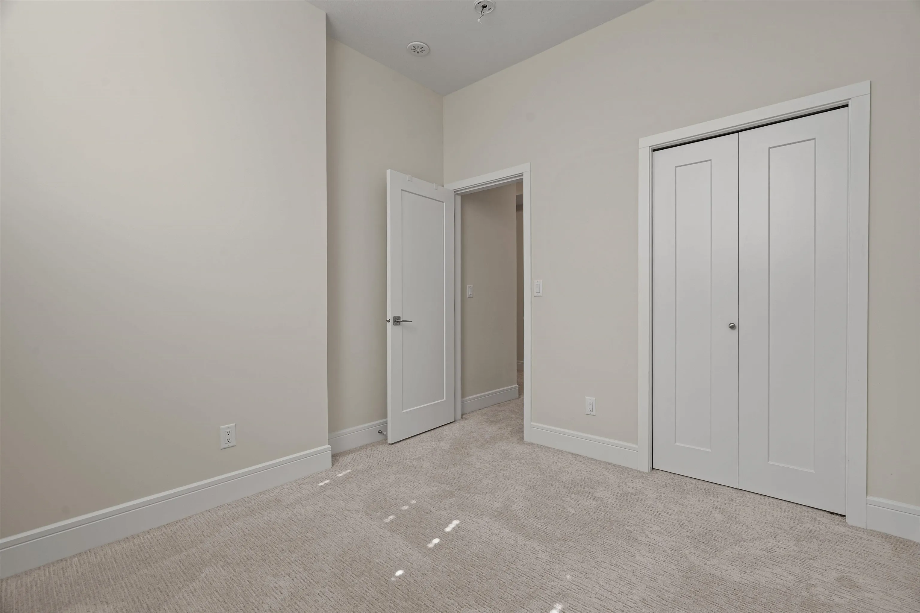 18 50634 Ledgestone Place