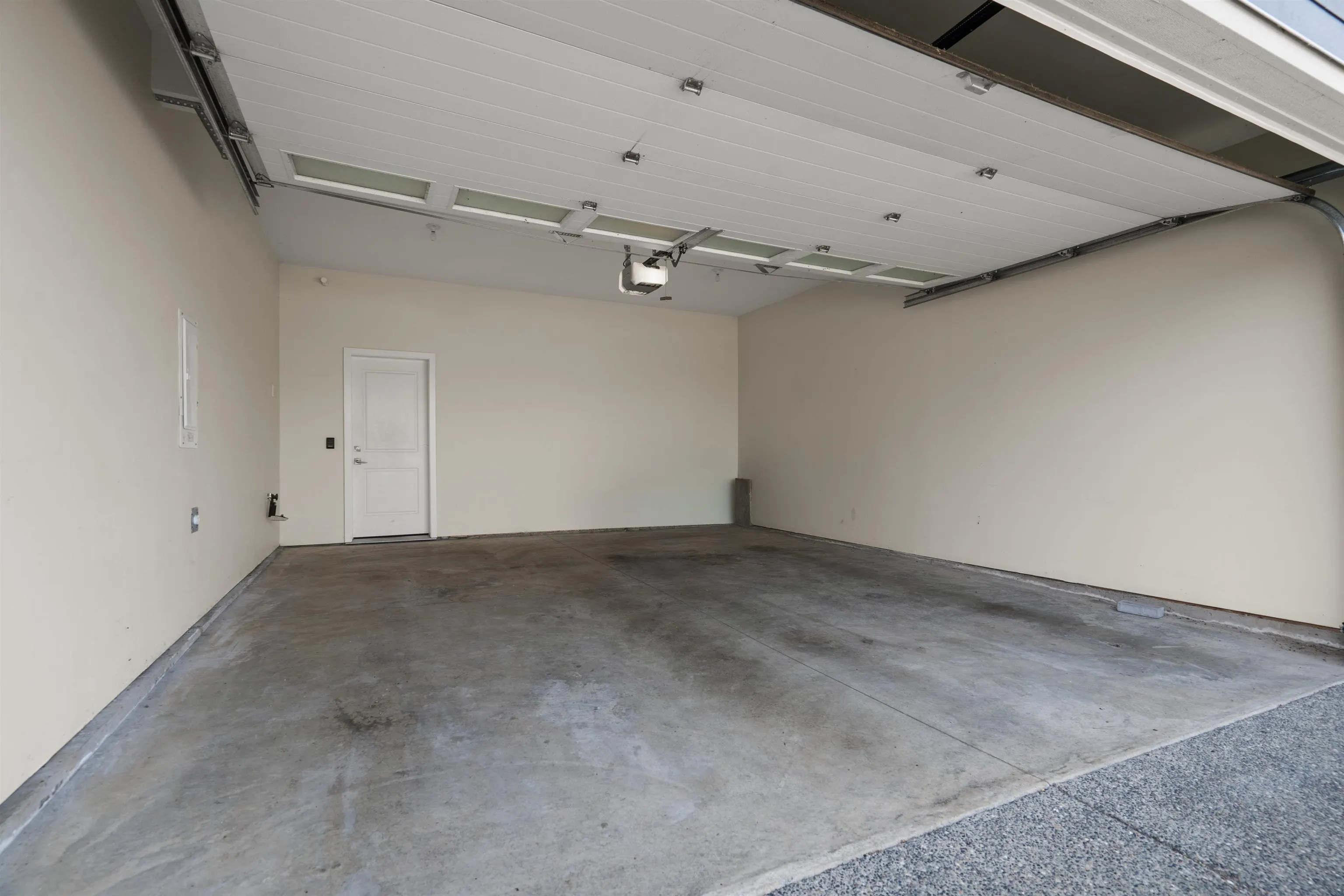 18 50634 Ledgestone Place