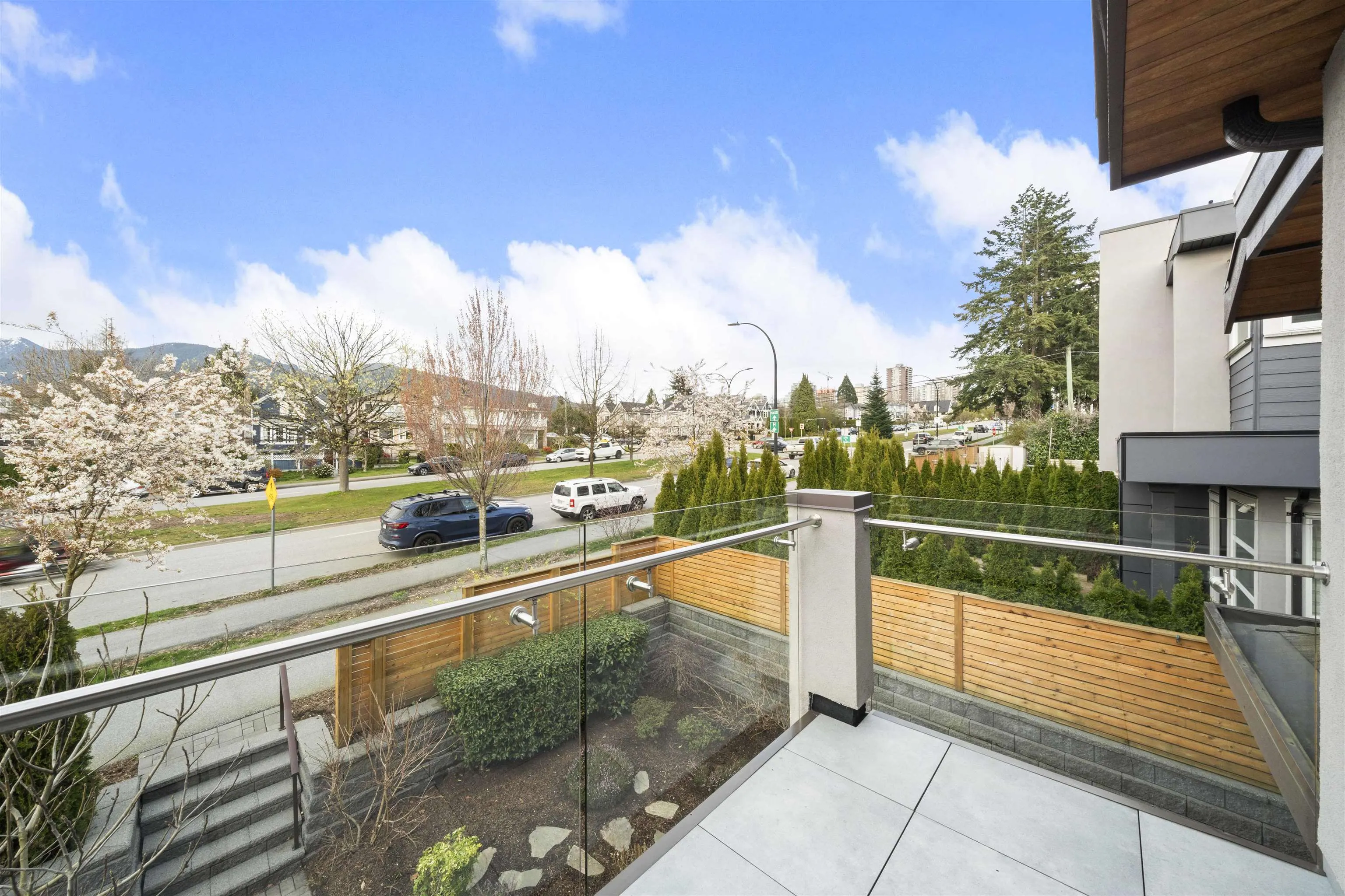 413 W Keith Road