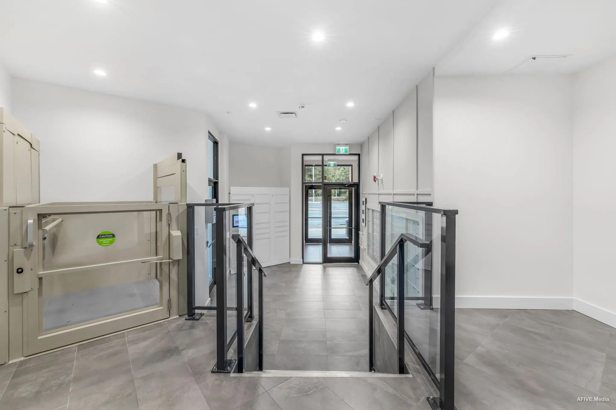 122 13788 76 Avenue