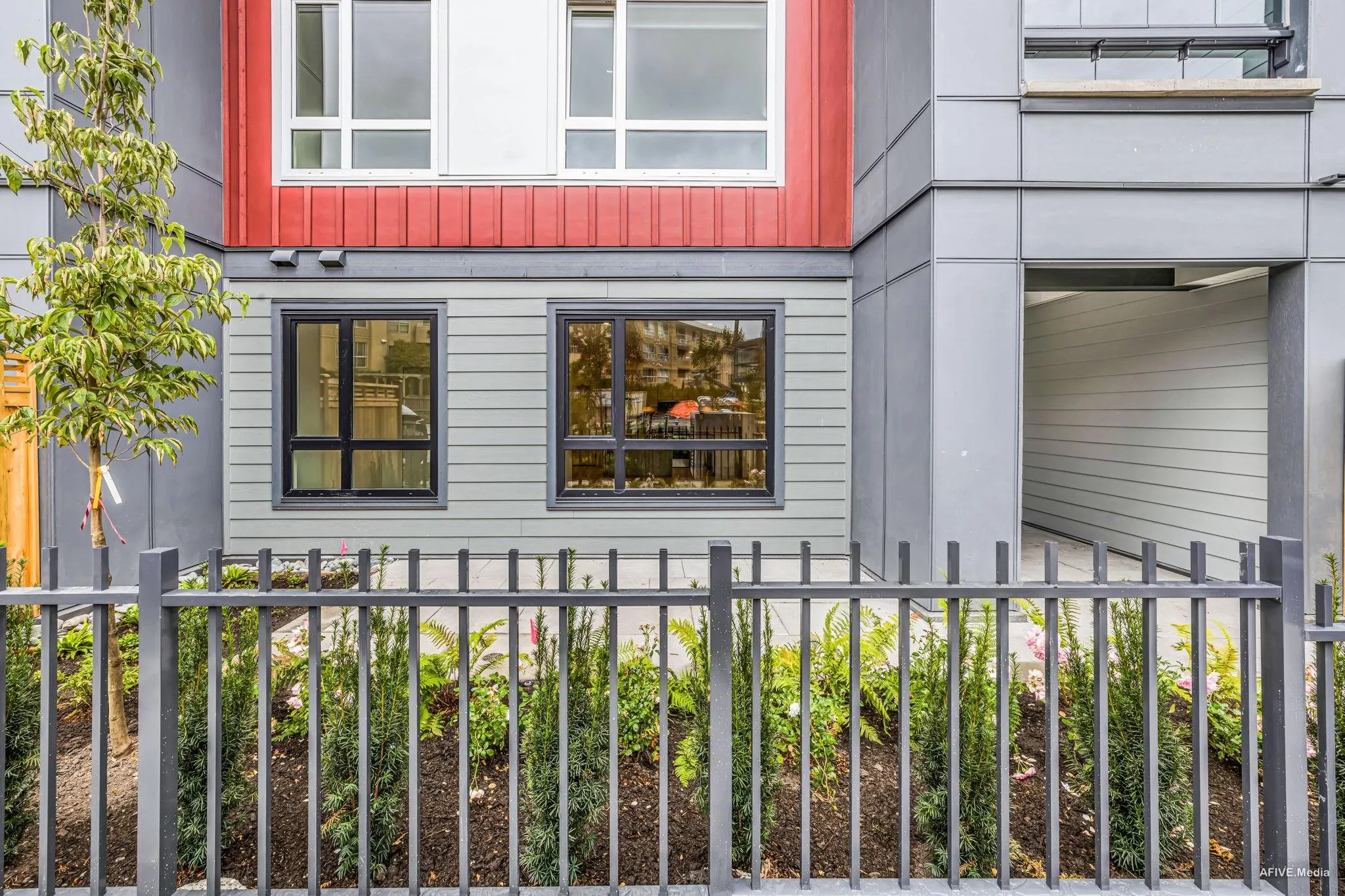 122 13788 76 Avenue