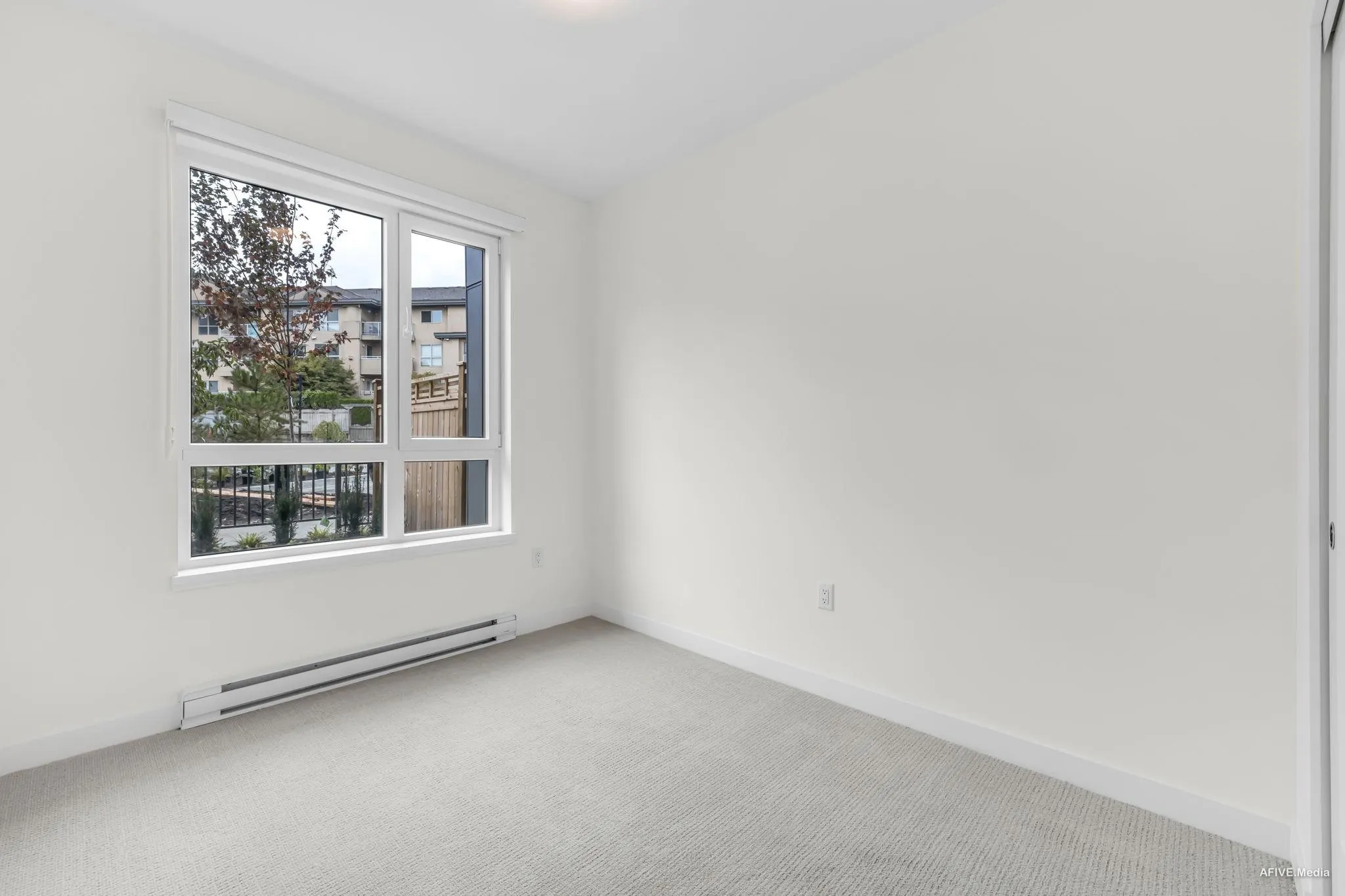 122 13788 76 Avenue