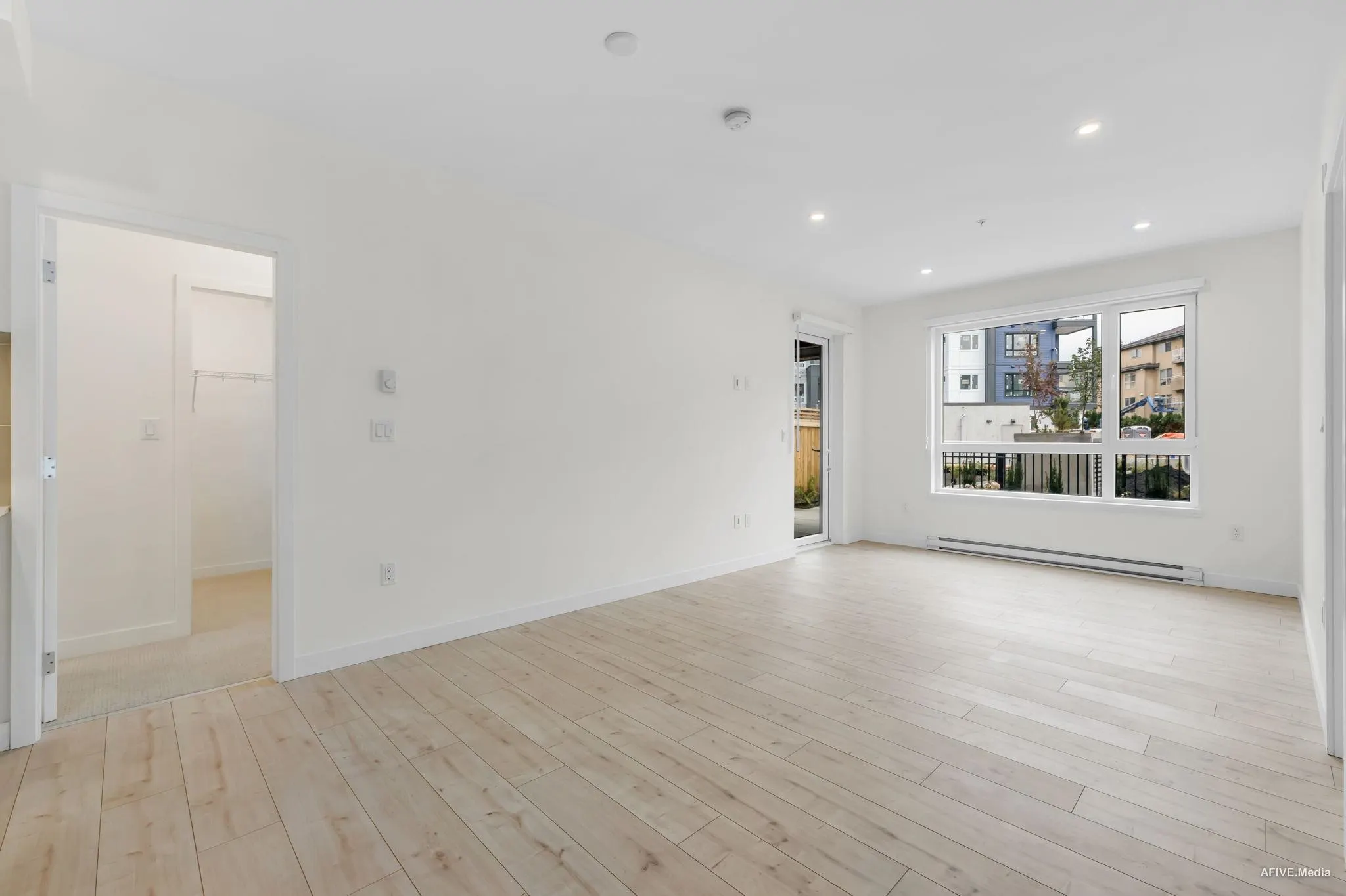122 13788 76 Avenue