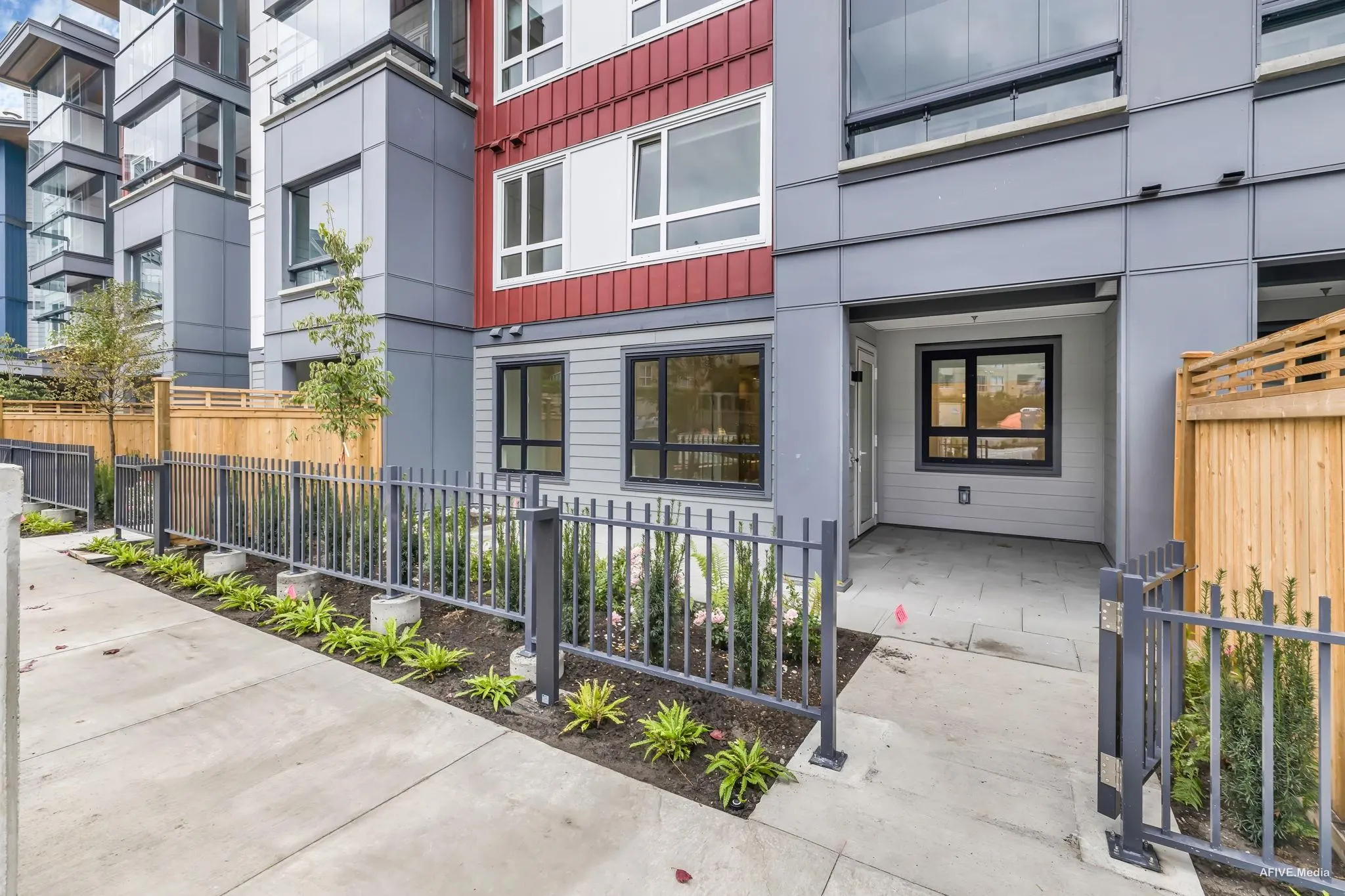 122 13788 76 Avenue