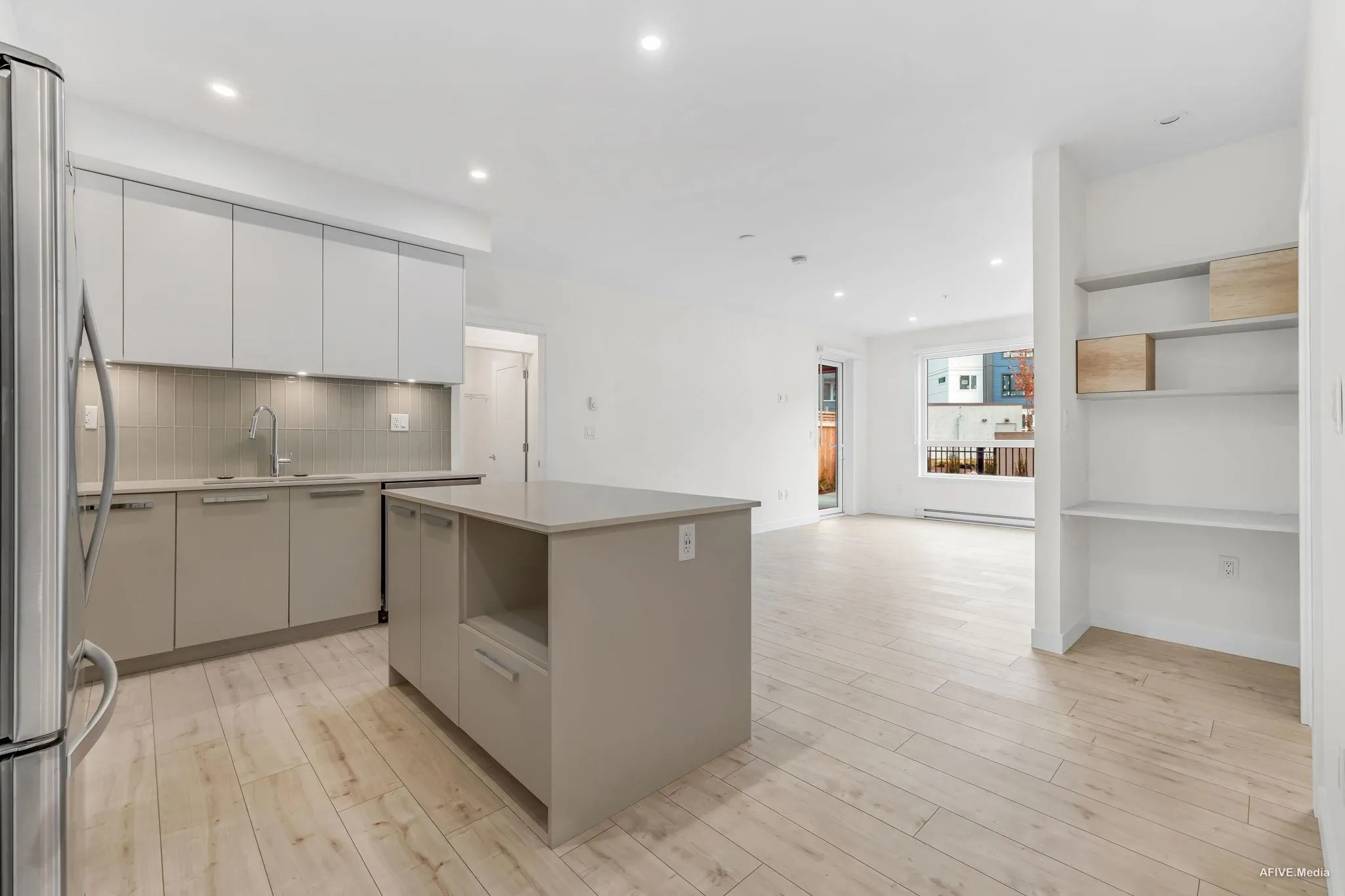 122 13788 76 Avenue