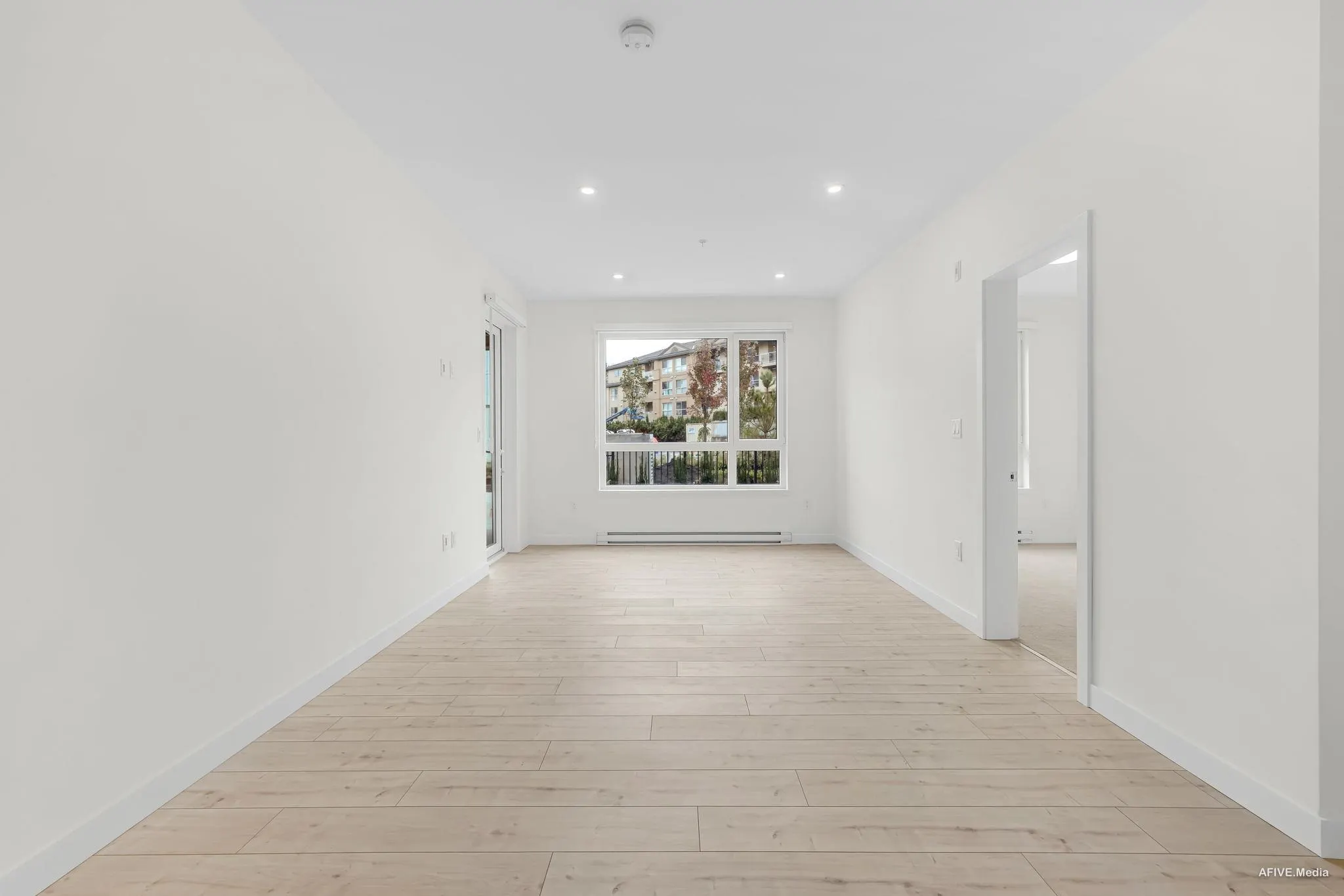 122 13788 76 Avenue