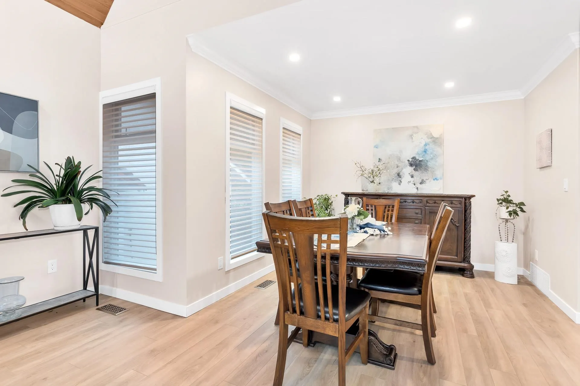 2443 Leclair Drive