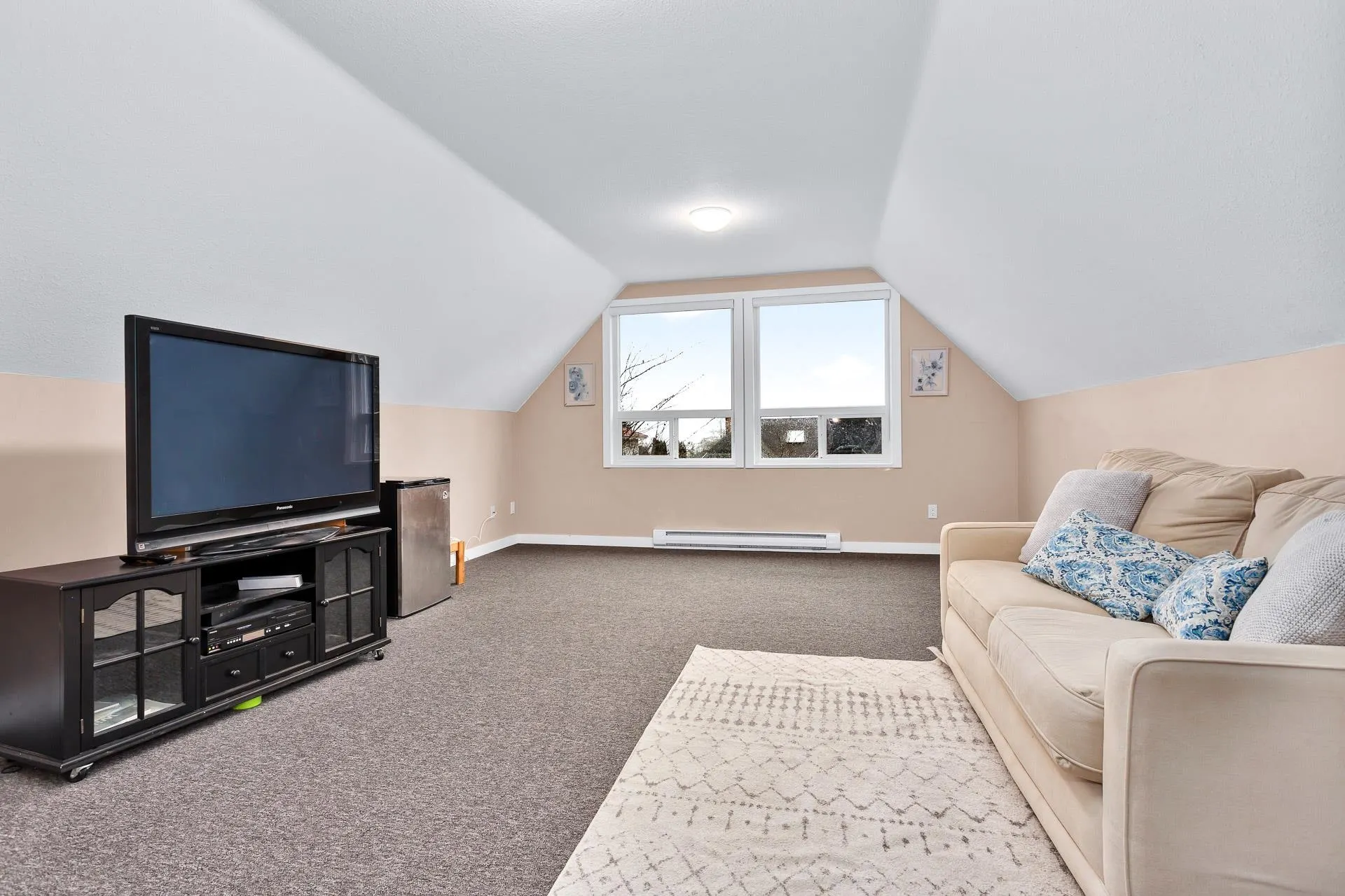 2443 Leclair Drive