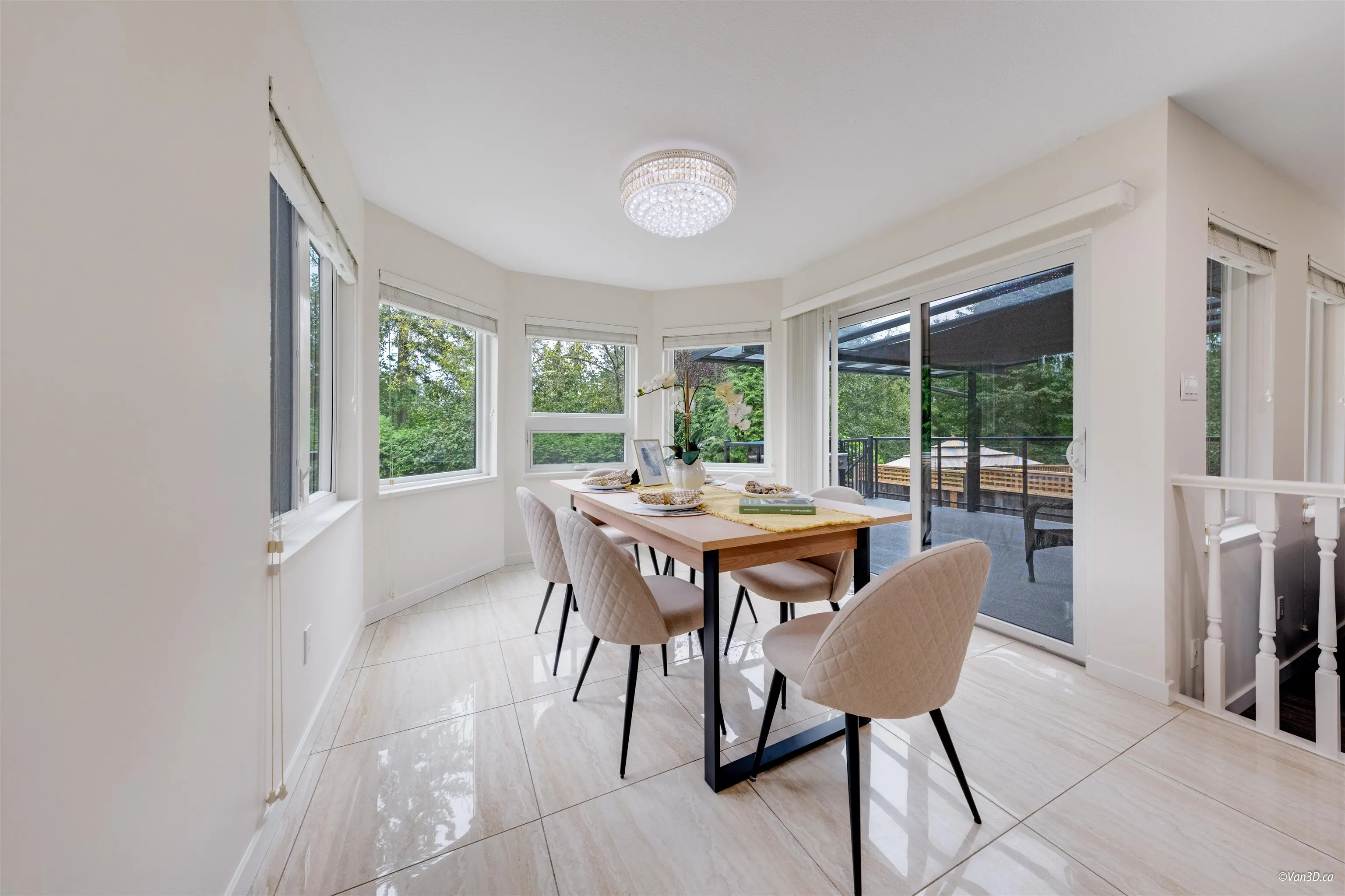 12 Parkdale Place