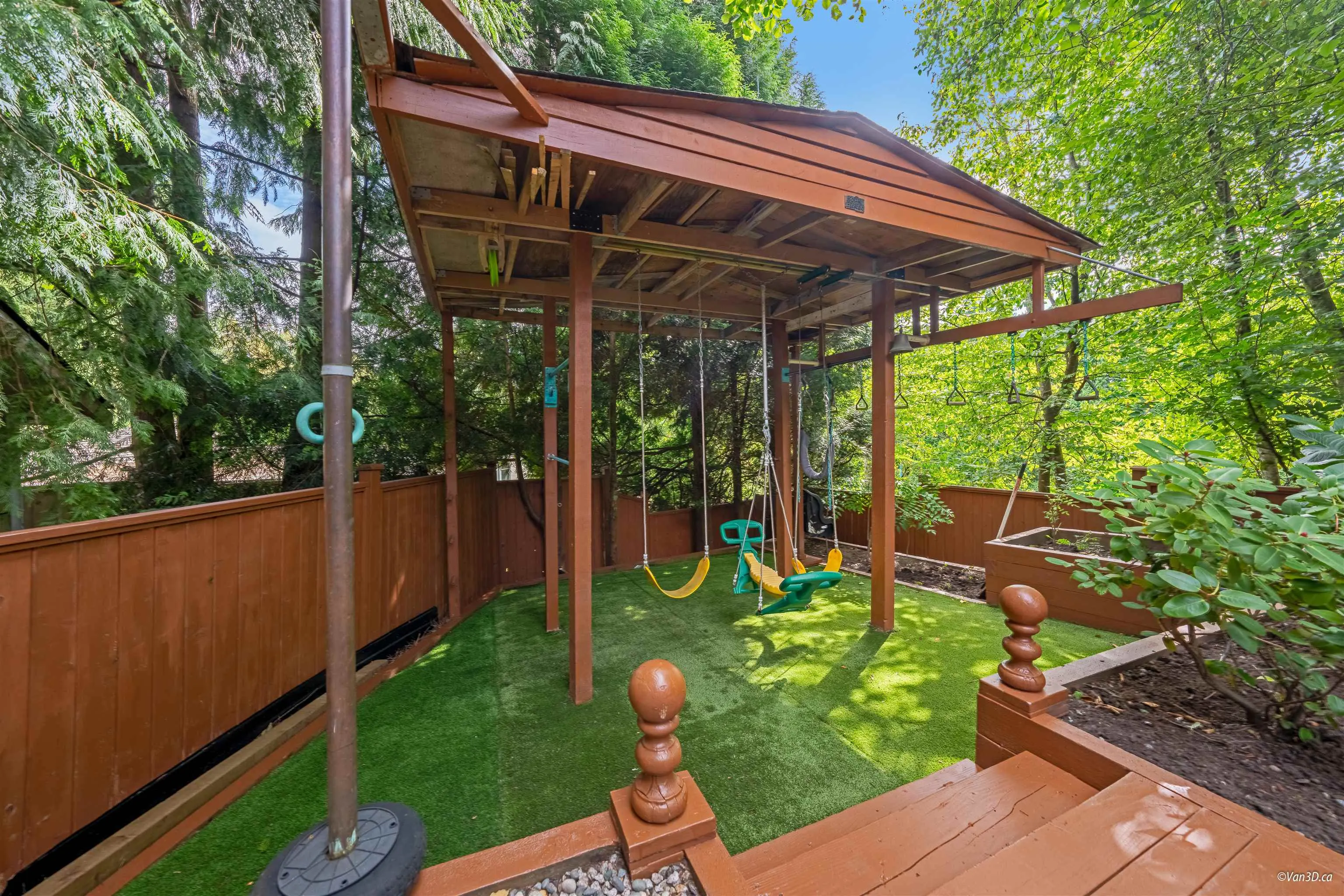 12 Parkdale Place