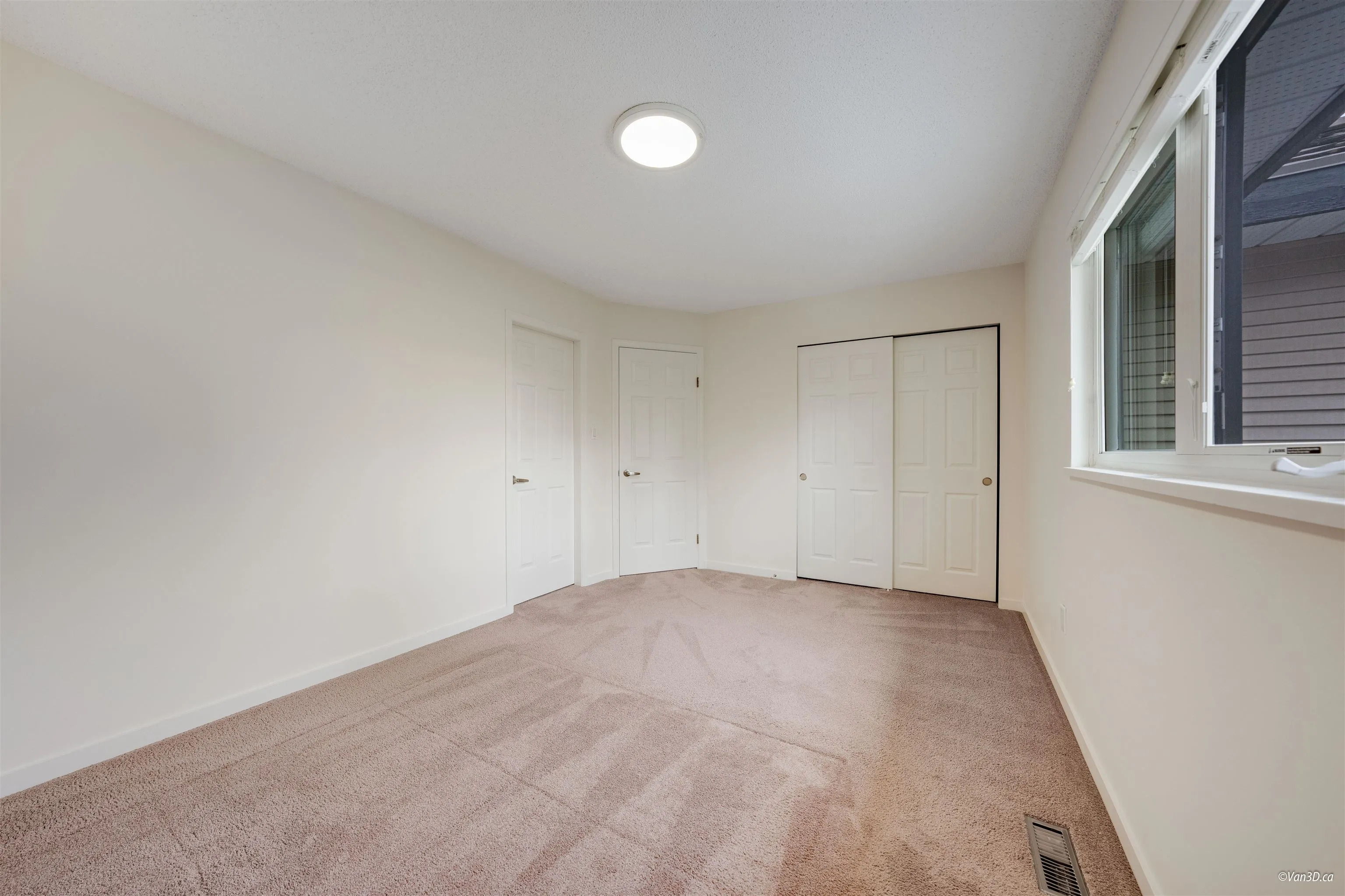 12 Parkdale Place