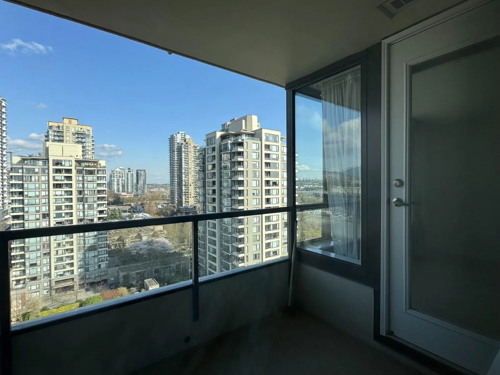1605 4118 Dawson Street