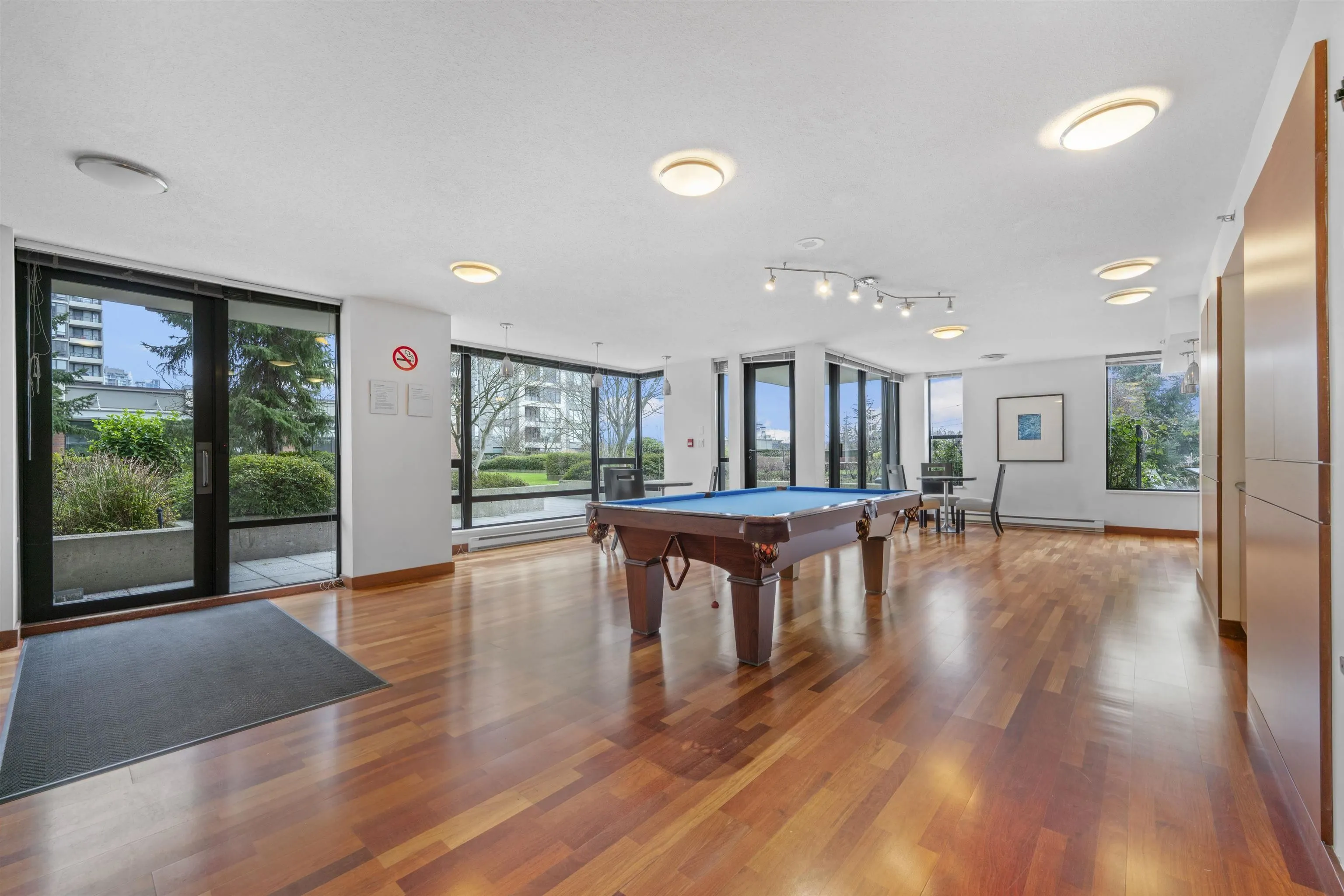 1605 4118 Dawson Street