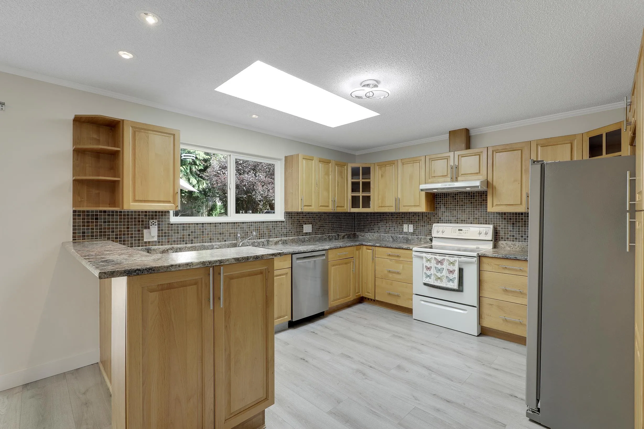 732 E 29th Street