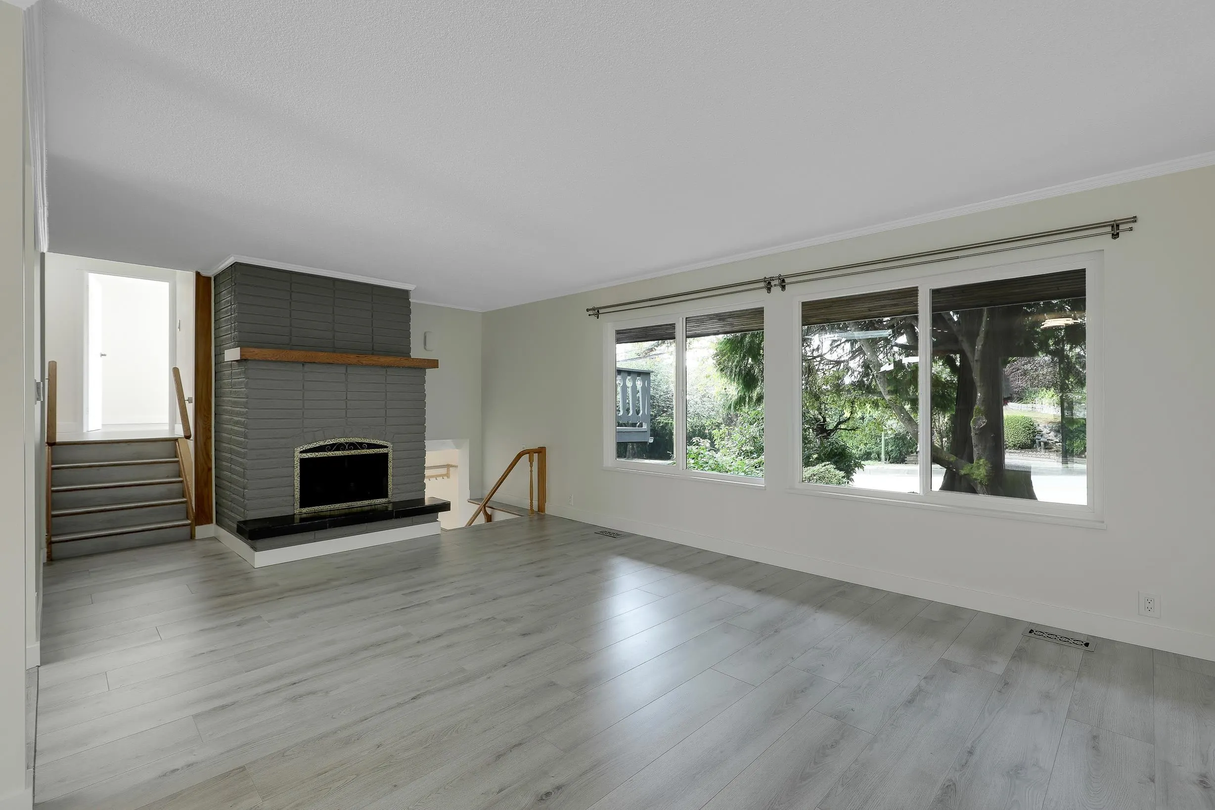 732 E 29th Street
