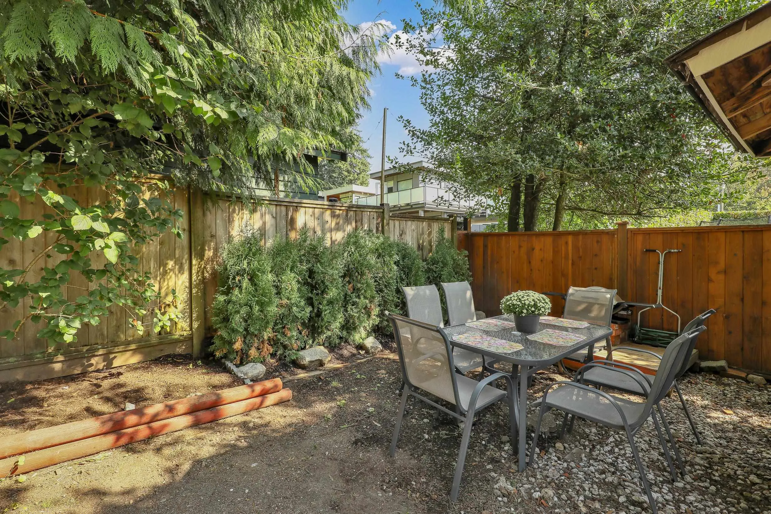 732 E 29th Street