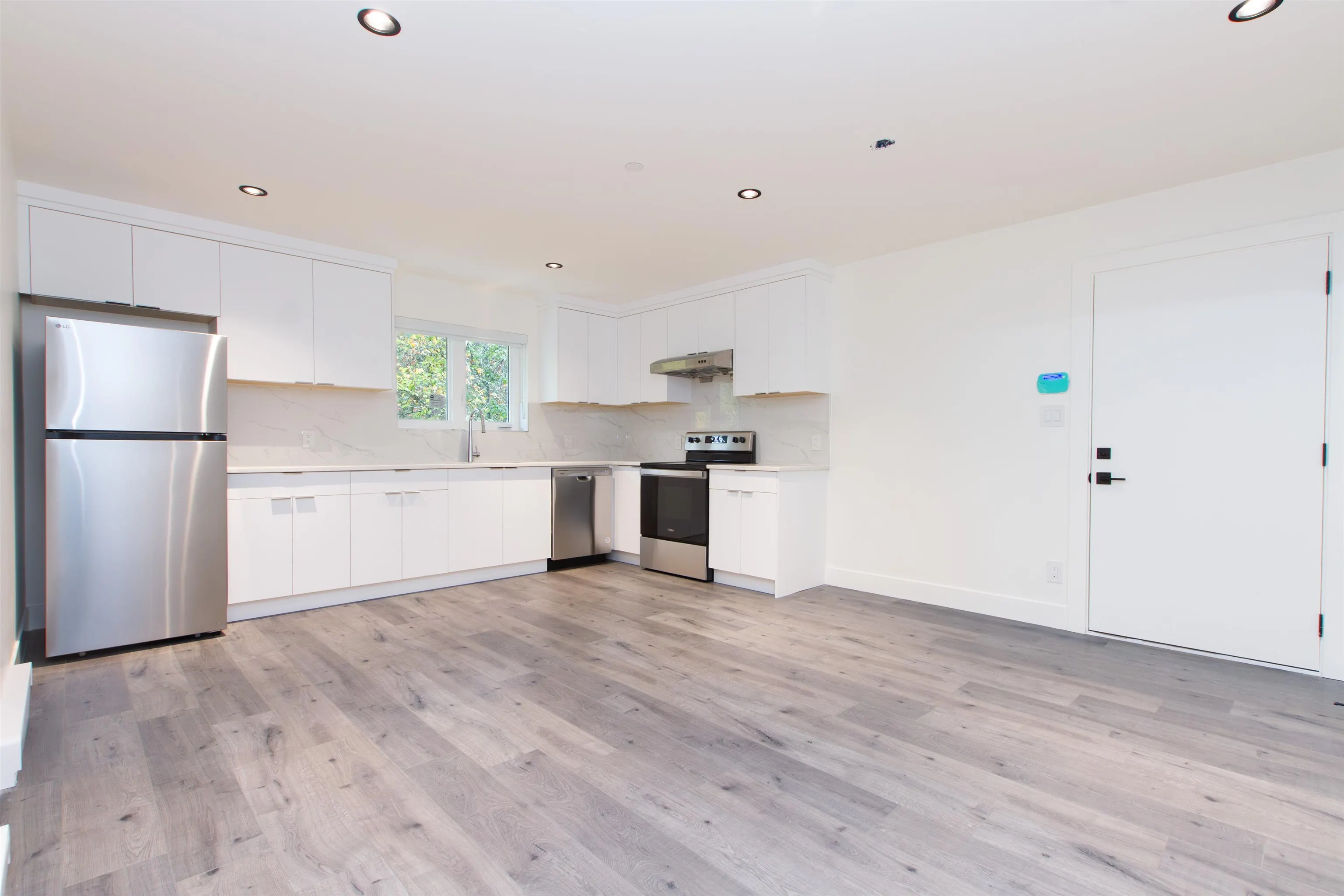 39 3385 Mamquam Road